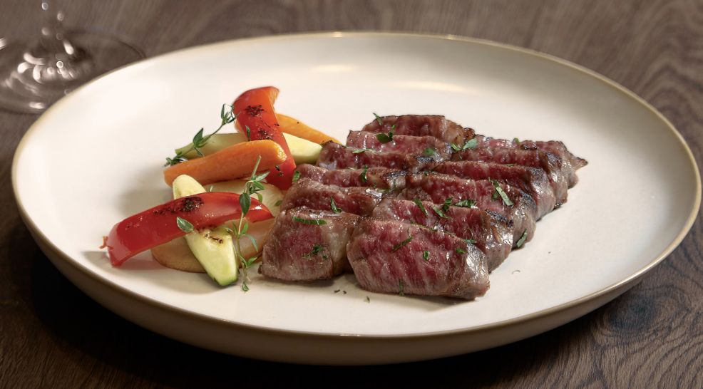 Wagyu sirloin (Photo: Hokkaido Table)