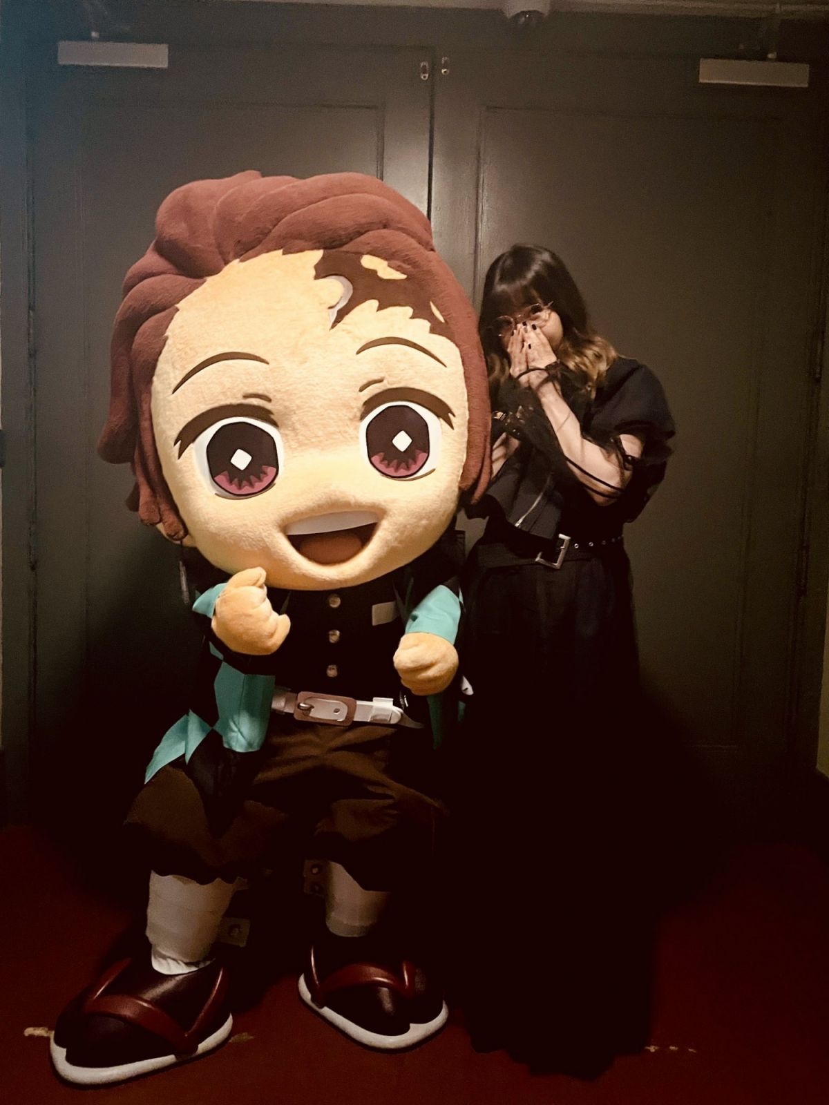 2022年Aimer演唱了《鬼滅之刃遊郭篇》兩首主題曲。（Photo: X@Aimer_and_staff）