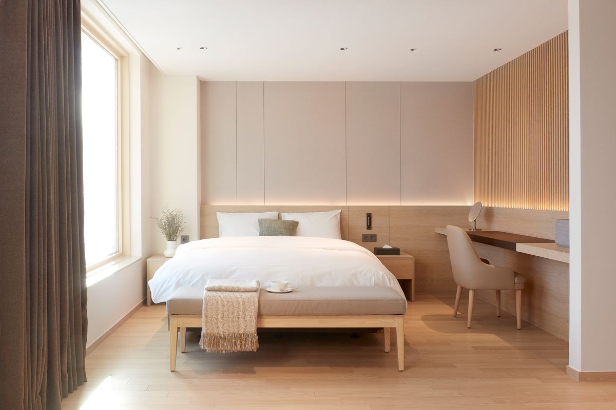Sky Standard Room boasts a pleasant and bright ambiance (Photo: Courtesy of Phoenix Hotels & Resorts)