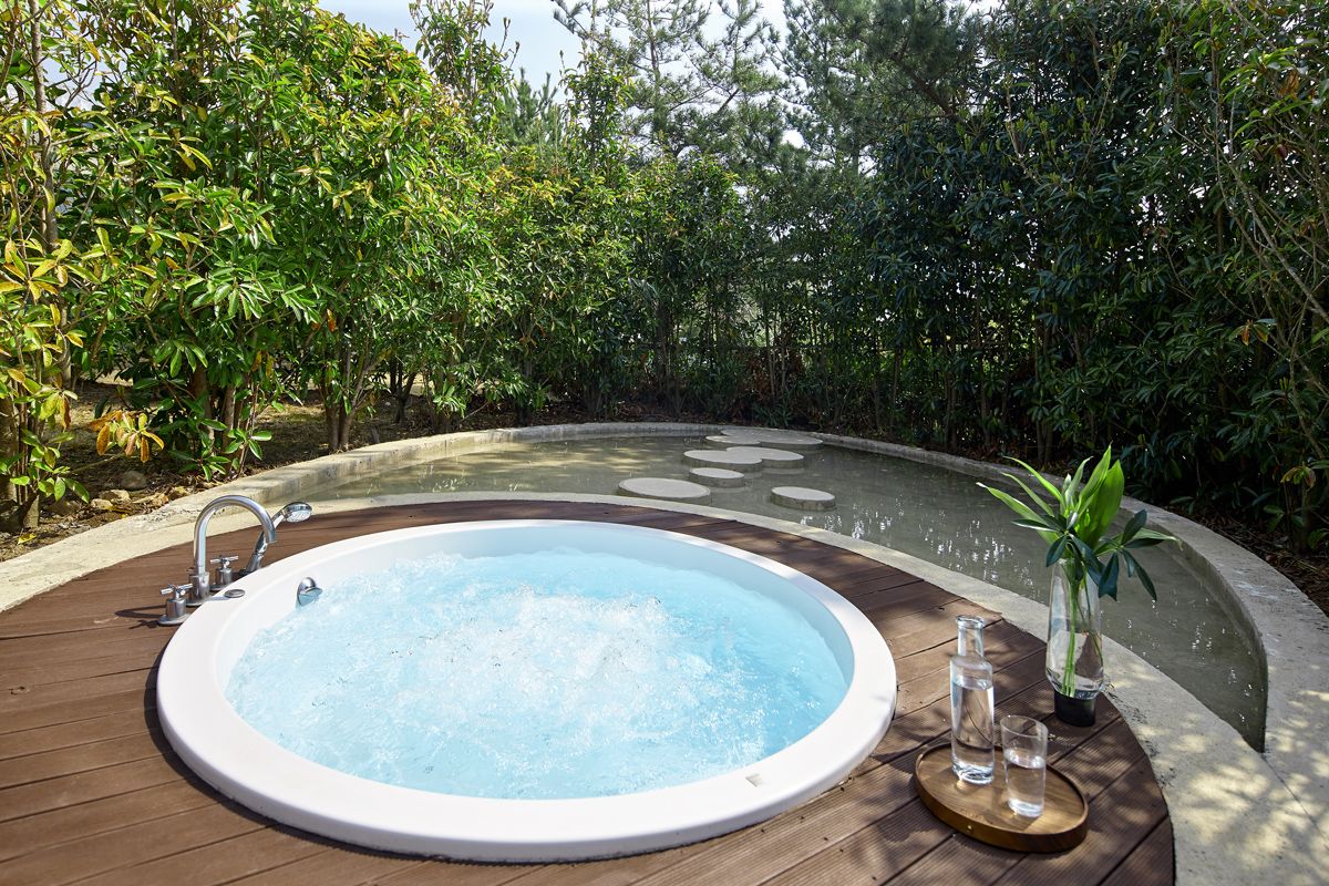 A private outdoor heated pool was designed by Dominique Perrault (Photo: Courtesy of Jeju Artvillas)