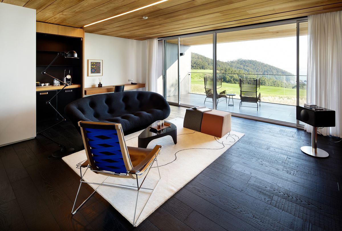The Cliff House filled with prominent design furniture (Photo: Courtesy of South Cape Spa & Suite)
