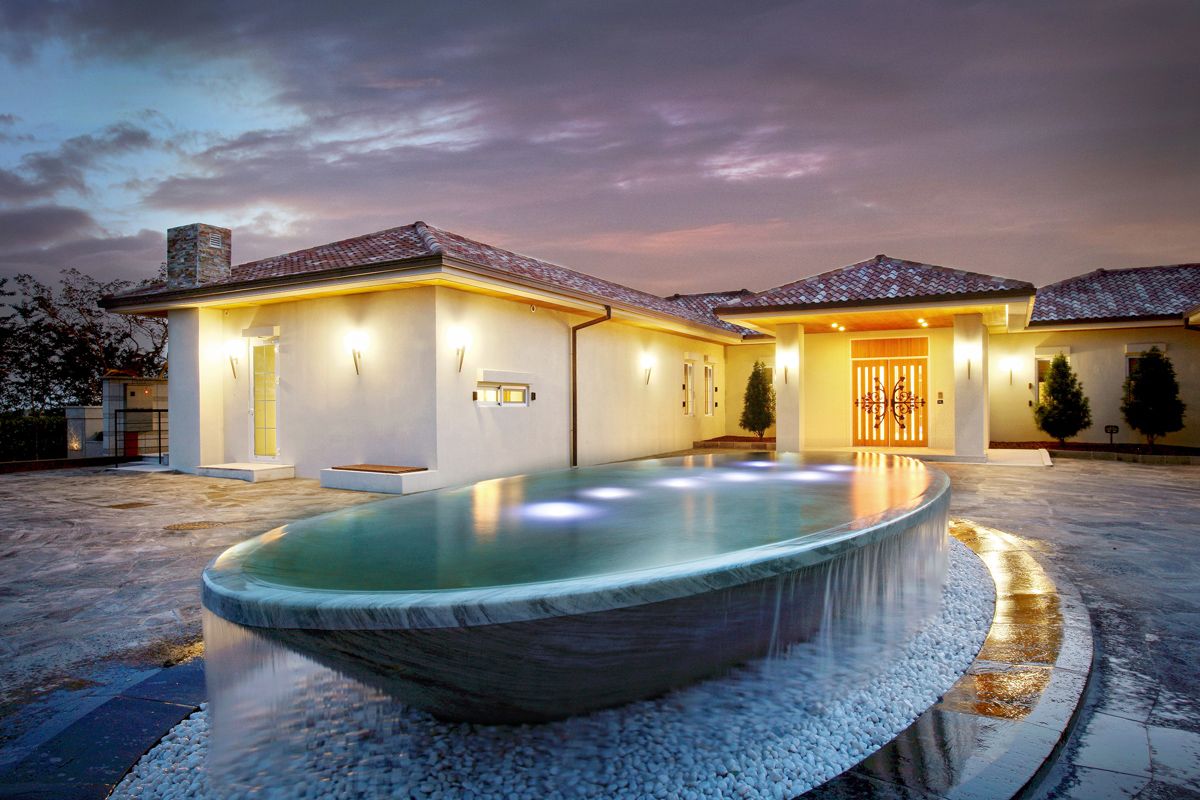 An exterior of the penthouse (Photo: Courtesy of Jeju Artvillas)