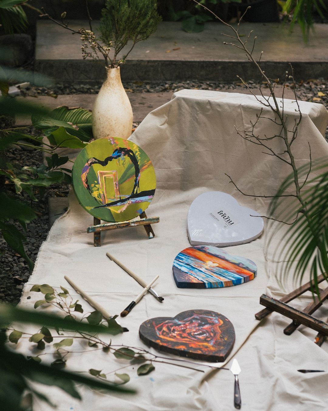 Painting workshop at Taiban cafe