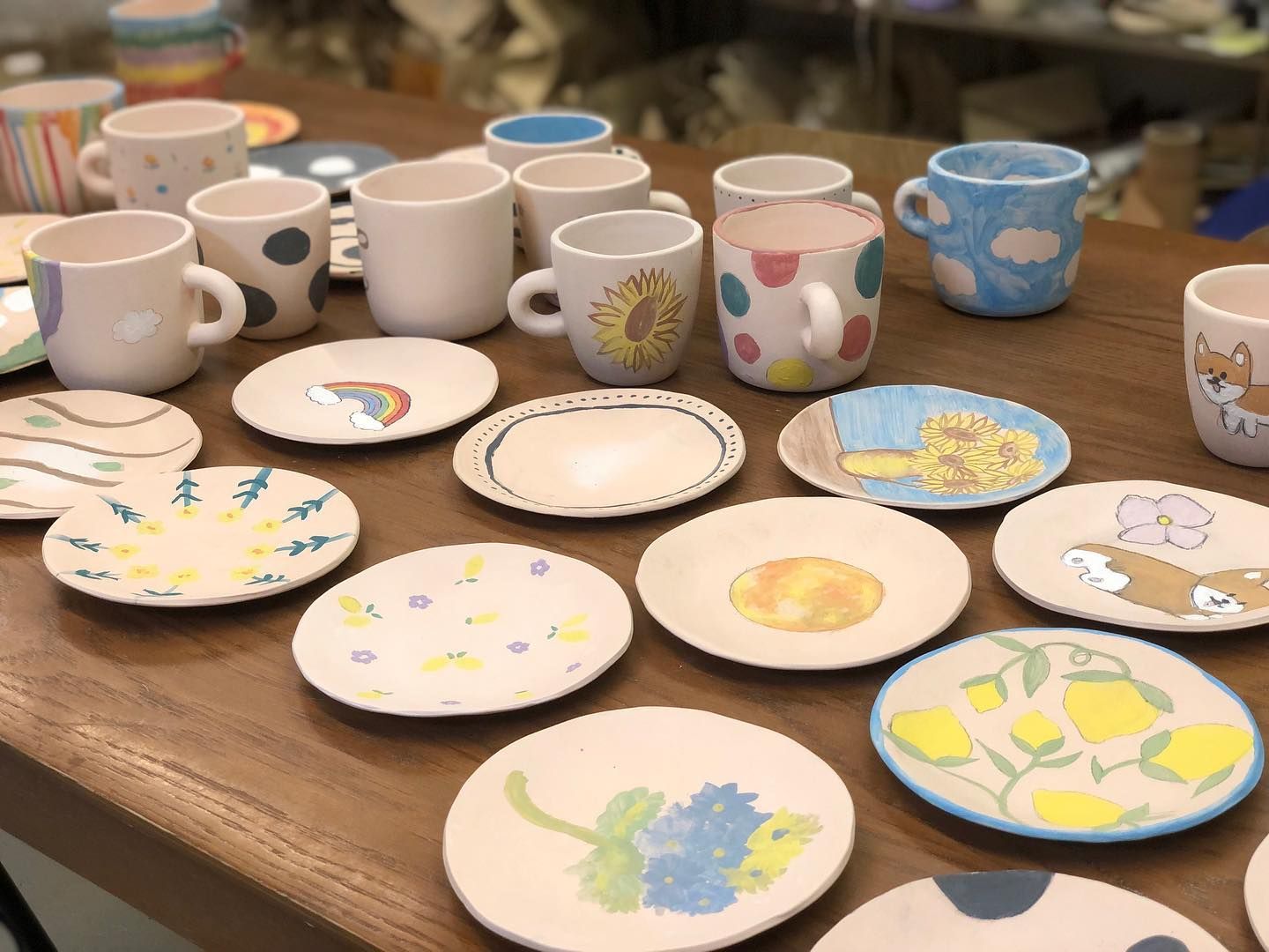 pottery workshop at a clay café