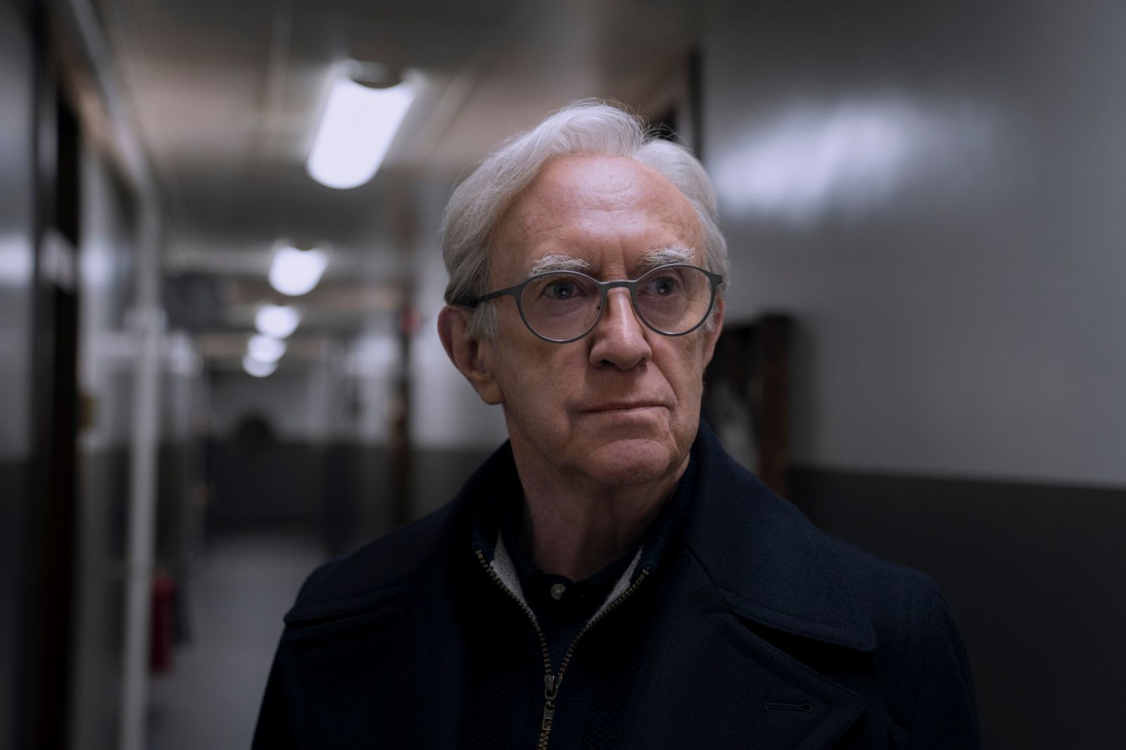 3 Body Problem. Jonathan Pryce as Mike Evans in episode 104 of 3 Body Problem. Cr. Ed Miller/Netflix © 2024