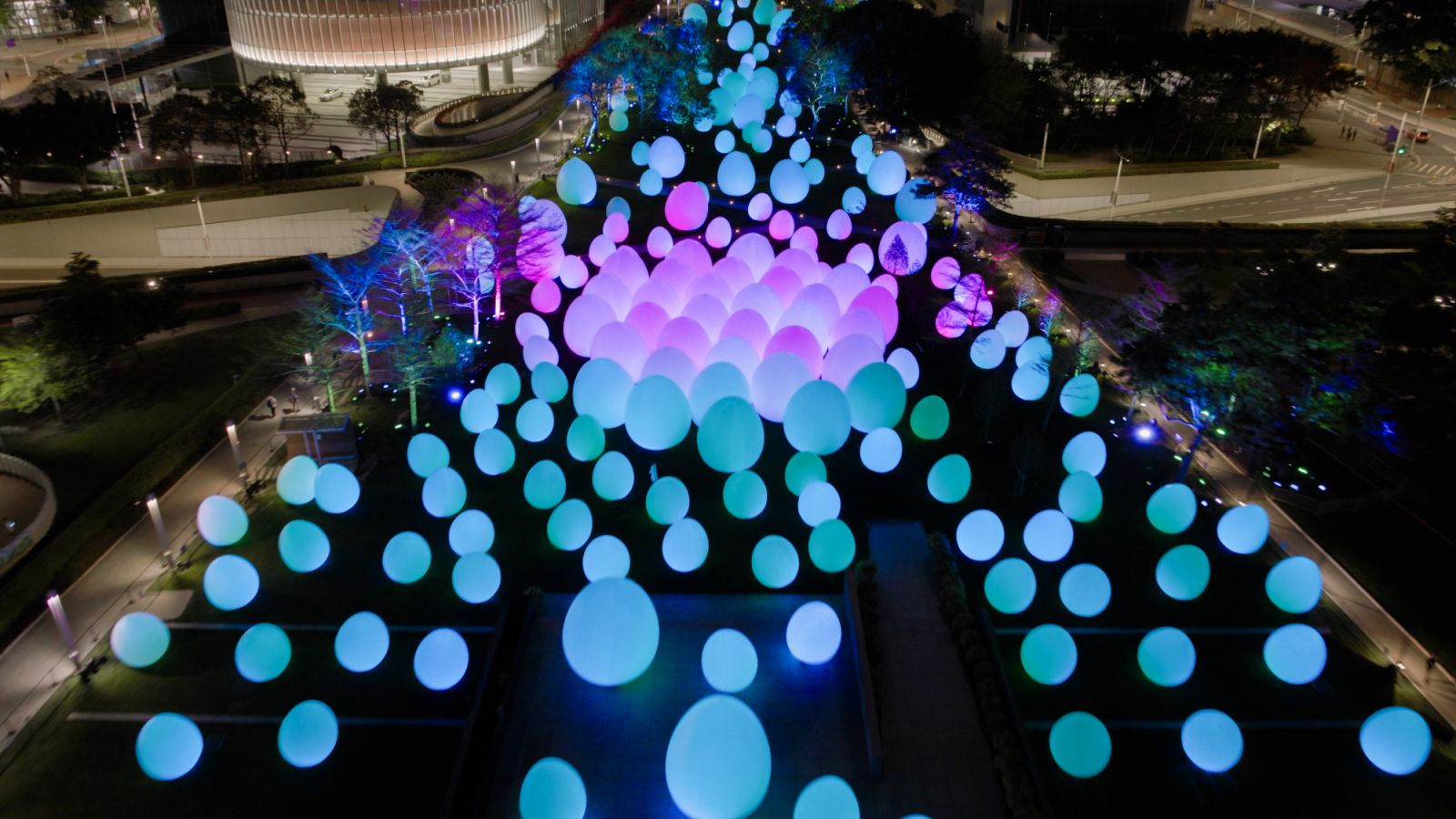 「teamLab: Continuous 光漣」添馬公園, 香港 © teamLab