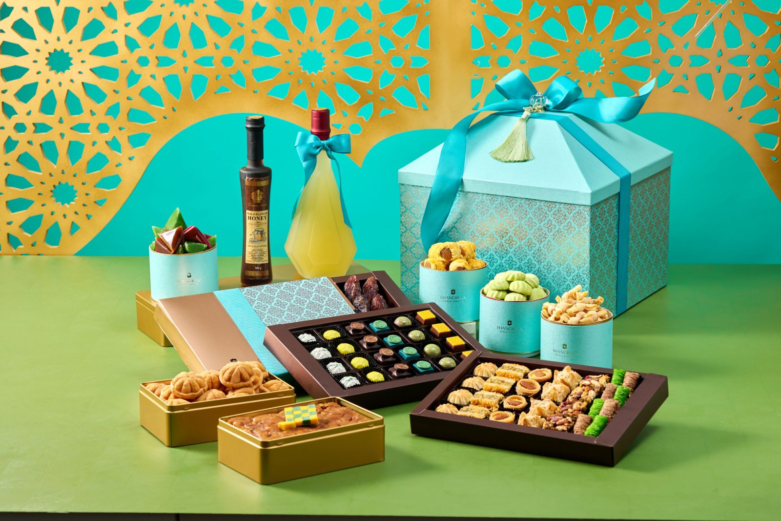 Hari Raya gift hamper (Photo: Shangri-La Kuala Lumpur)