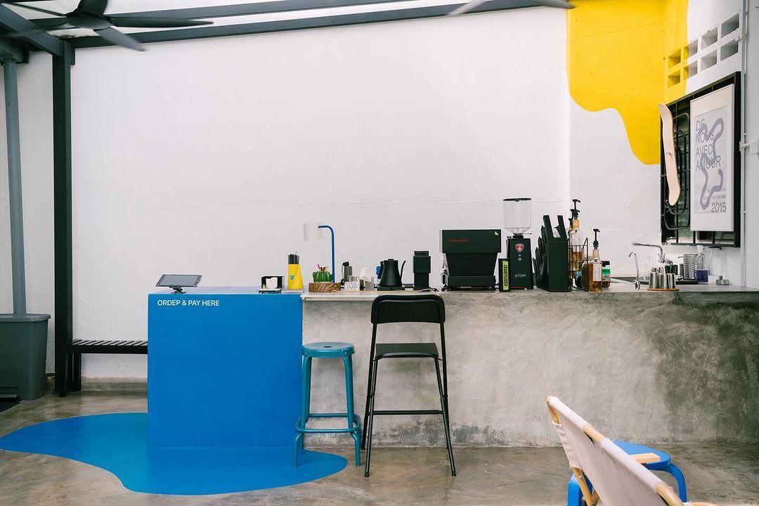 The coffee setup of Betterdays Slow Coffee Bar (Photo: Instagram / @timbastudio.kl)