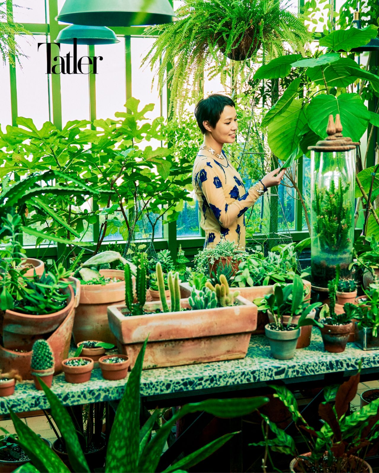 永豐餘生技總經理何奕佳在和田生活建案裡接受Tatler的採訪與拍攝,分享她是如何推動永續的概念不遺餘力。(Photo: Troy Wang)