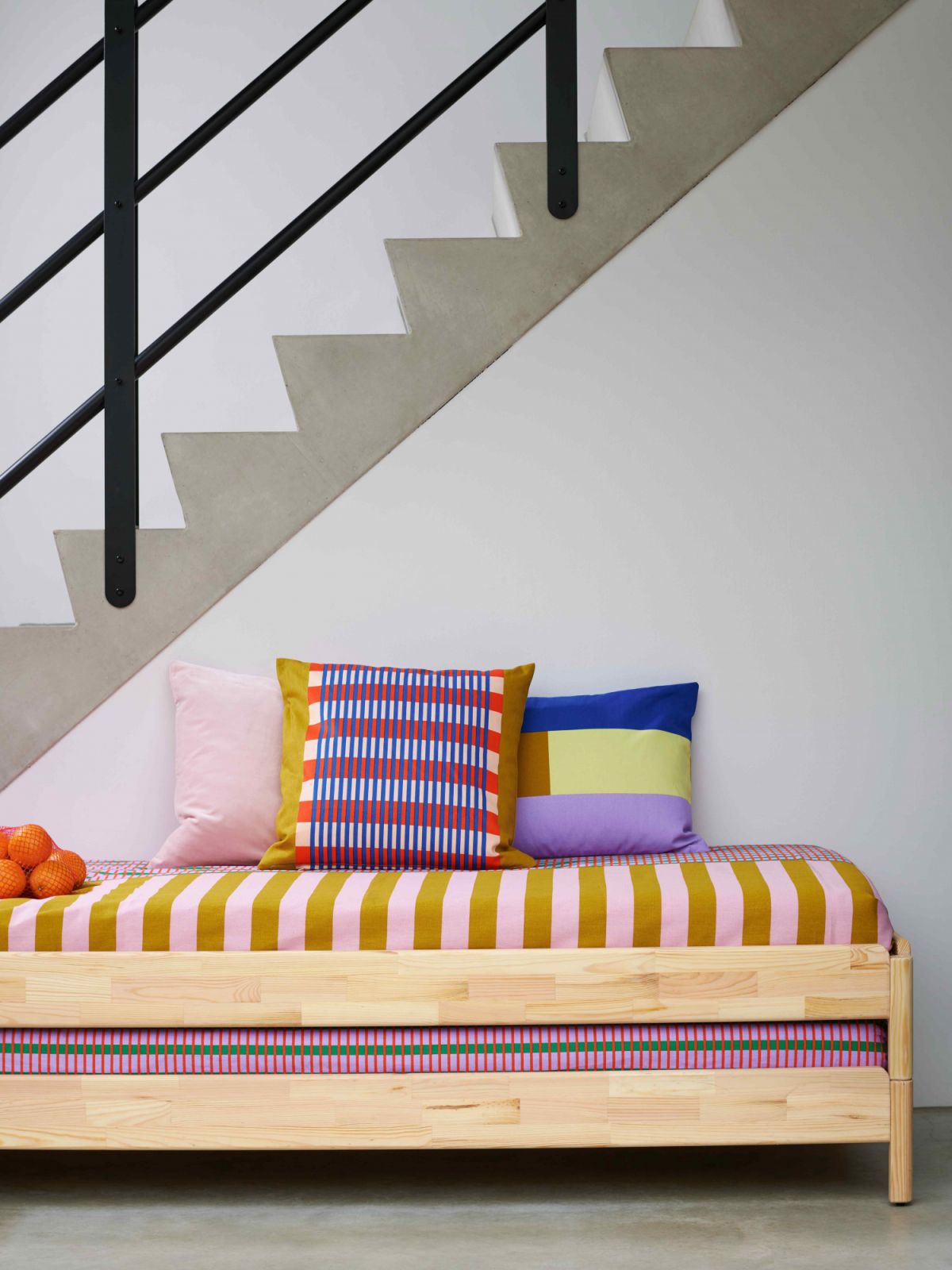 An impactful and coordinated look with tones and patterns