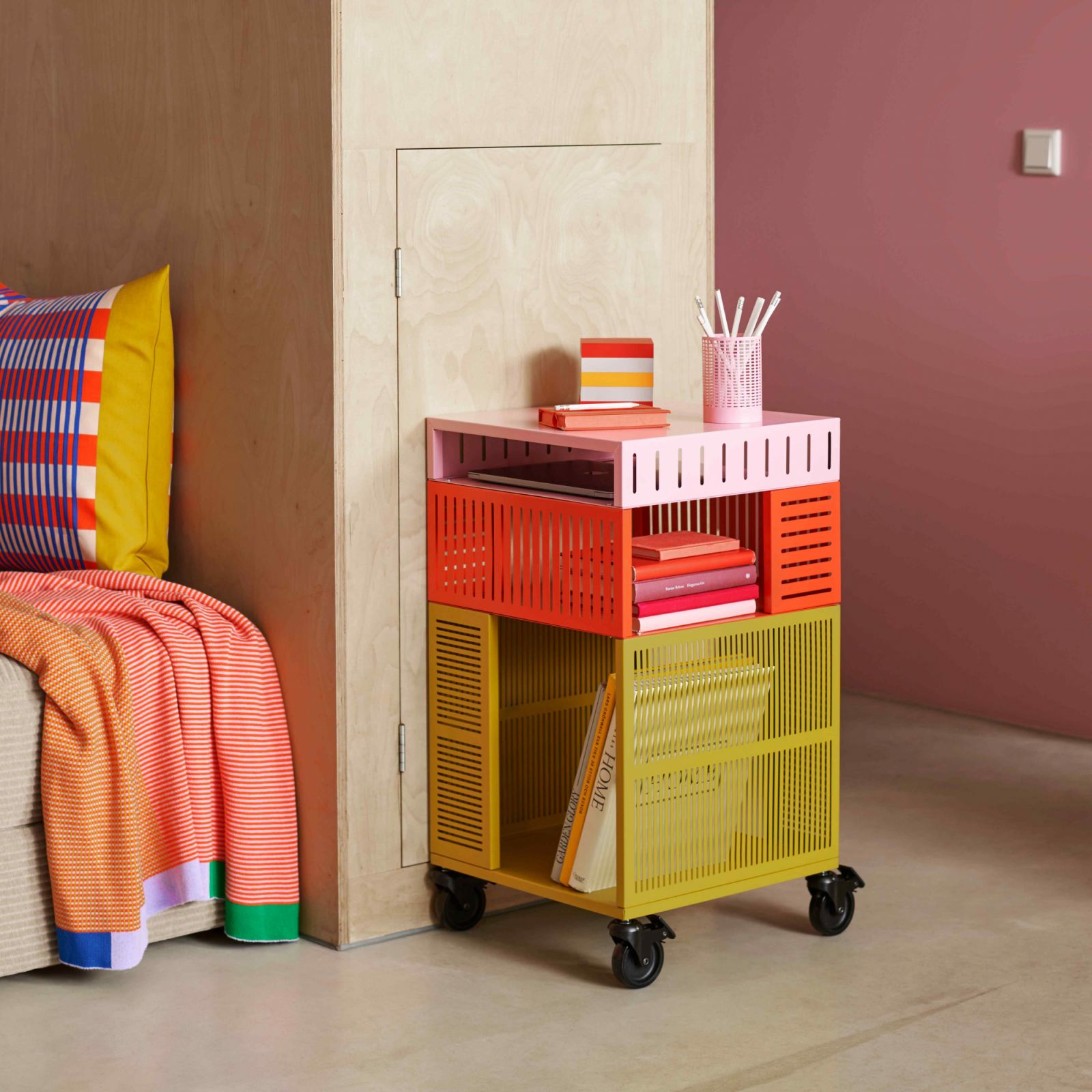 The Ikea Tesammans storage unit with castors