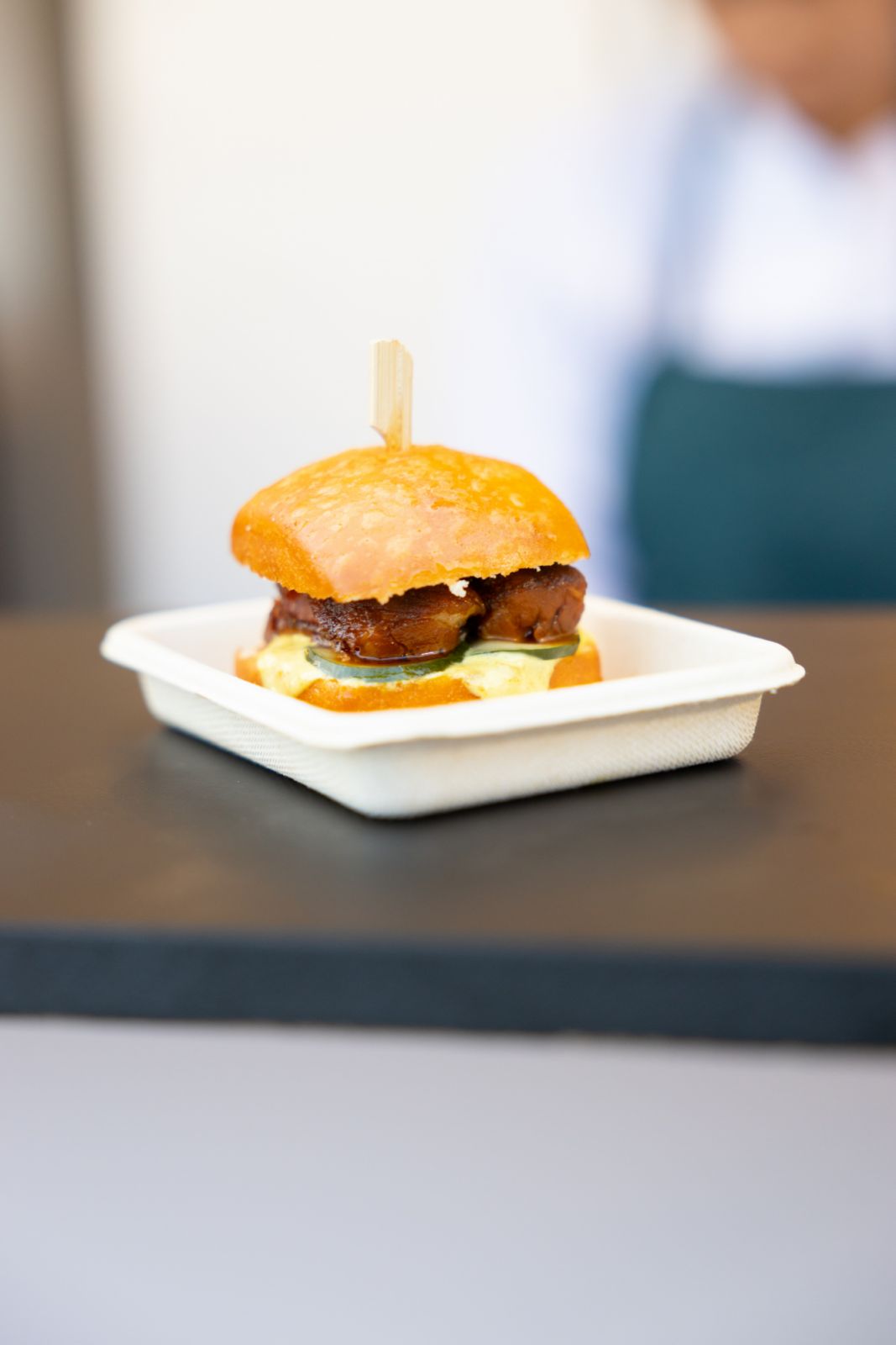 Glazed pork rib, pickles, Chinese bun จาก Restaurant Potong by Chef Pam