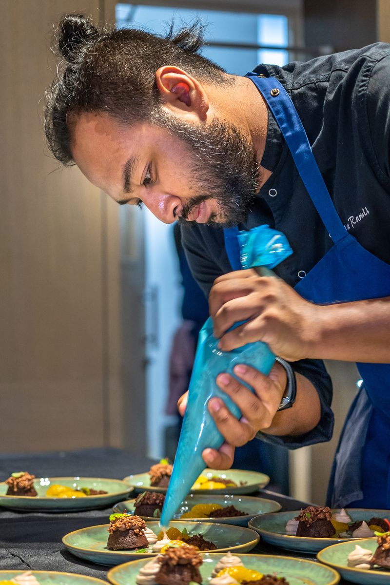Chef Fariz Ramli plating the Chocolate Gateaux