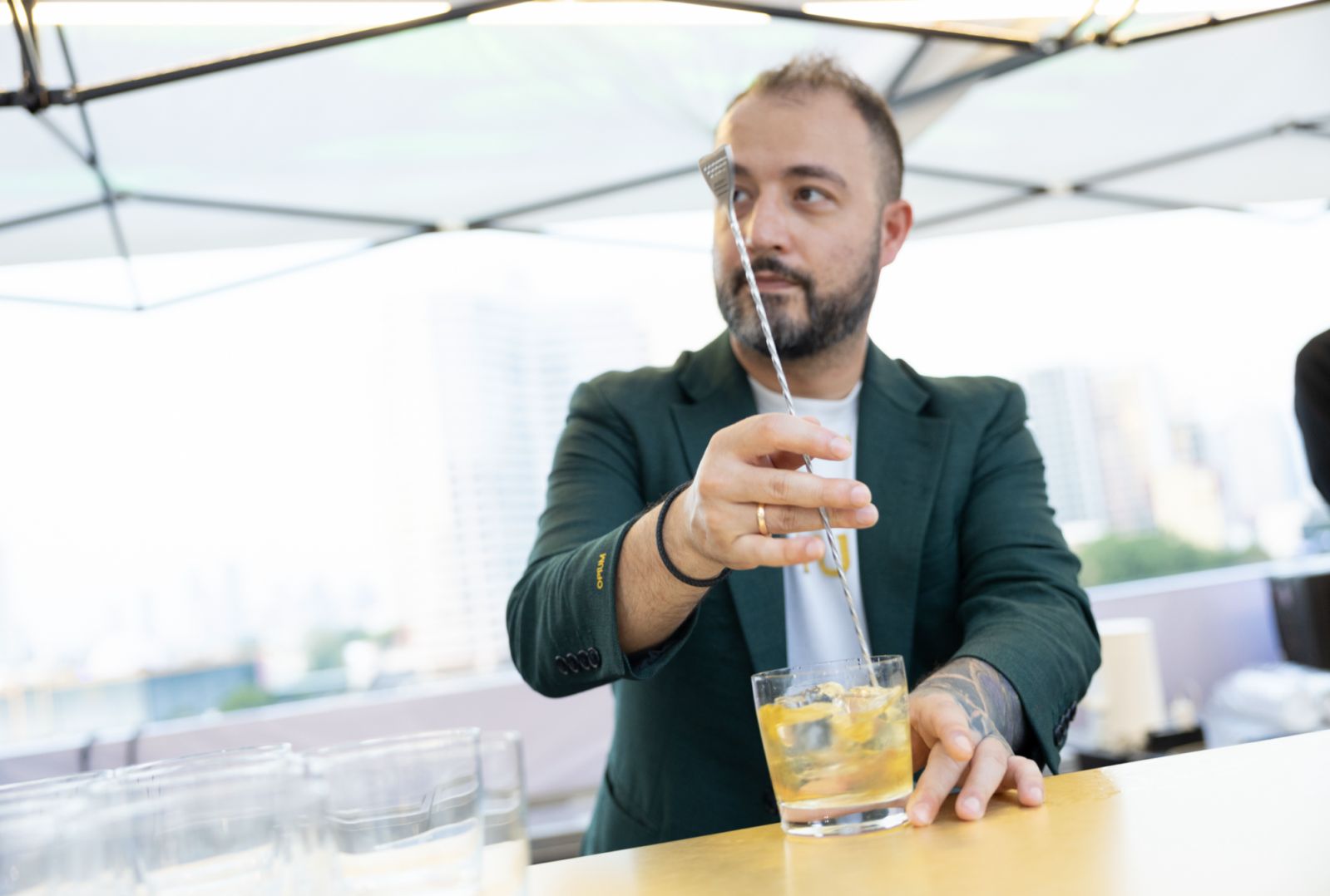 Matteo Cadeddu Bar Manager, Opium Bar(ภาพ: Tatler Thailand)