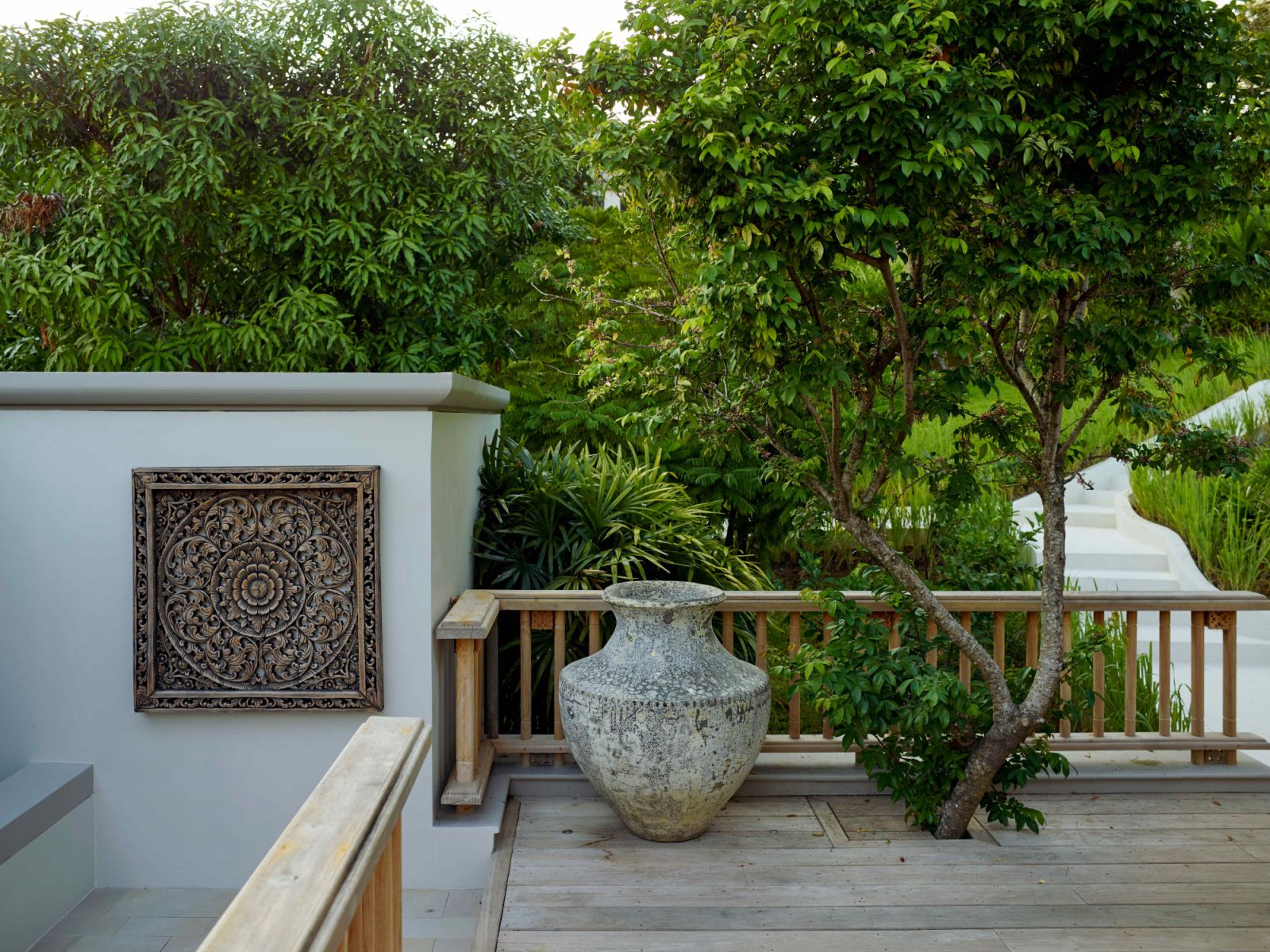 Thai aesthetics with Western sensibilities
