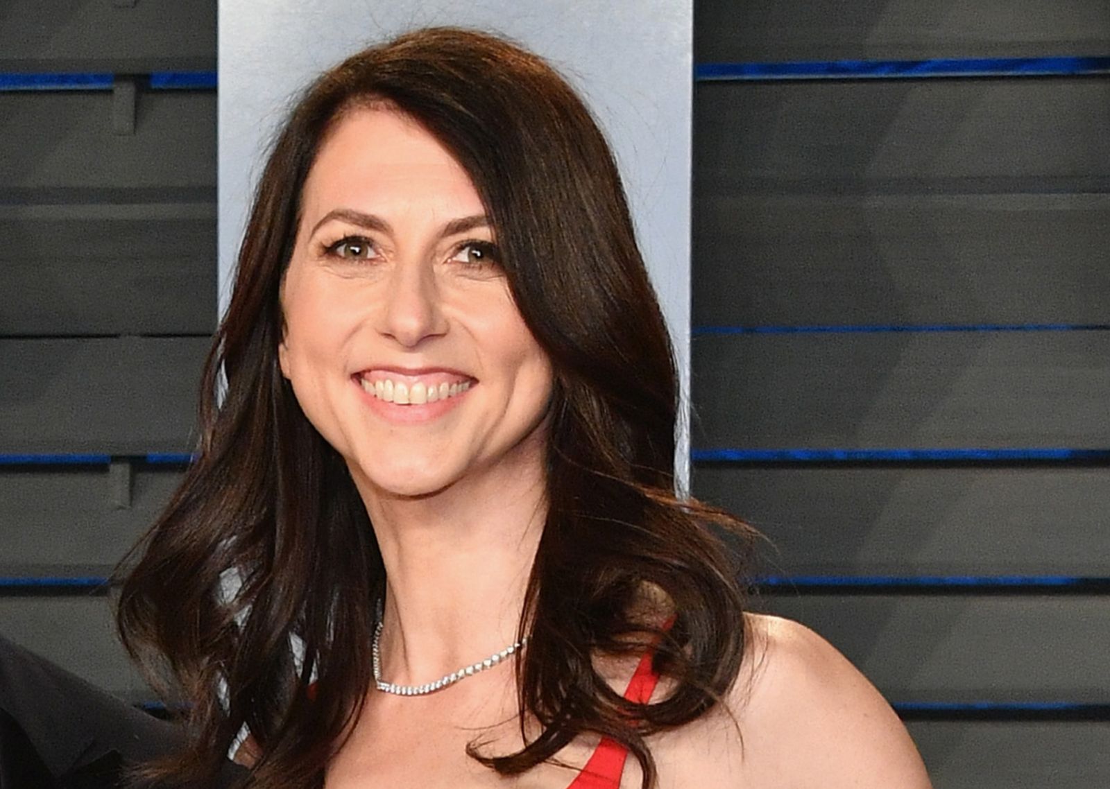 BEVERLY HILLS, CA - MARCH 04: MacKenzie Bezos attends the 2018 Vanity Fair Oscar Party hosted by Radhika Jones at Wallis Annenberg Center for the Performing Arts on March 4, 2018 in Beverly Hills, California. (Photo by Dia Dipasupil/Getty Images)