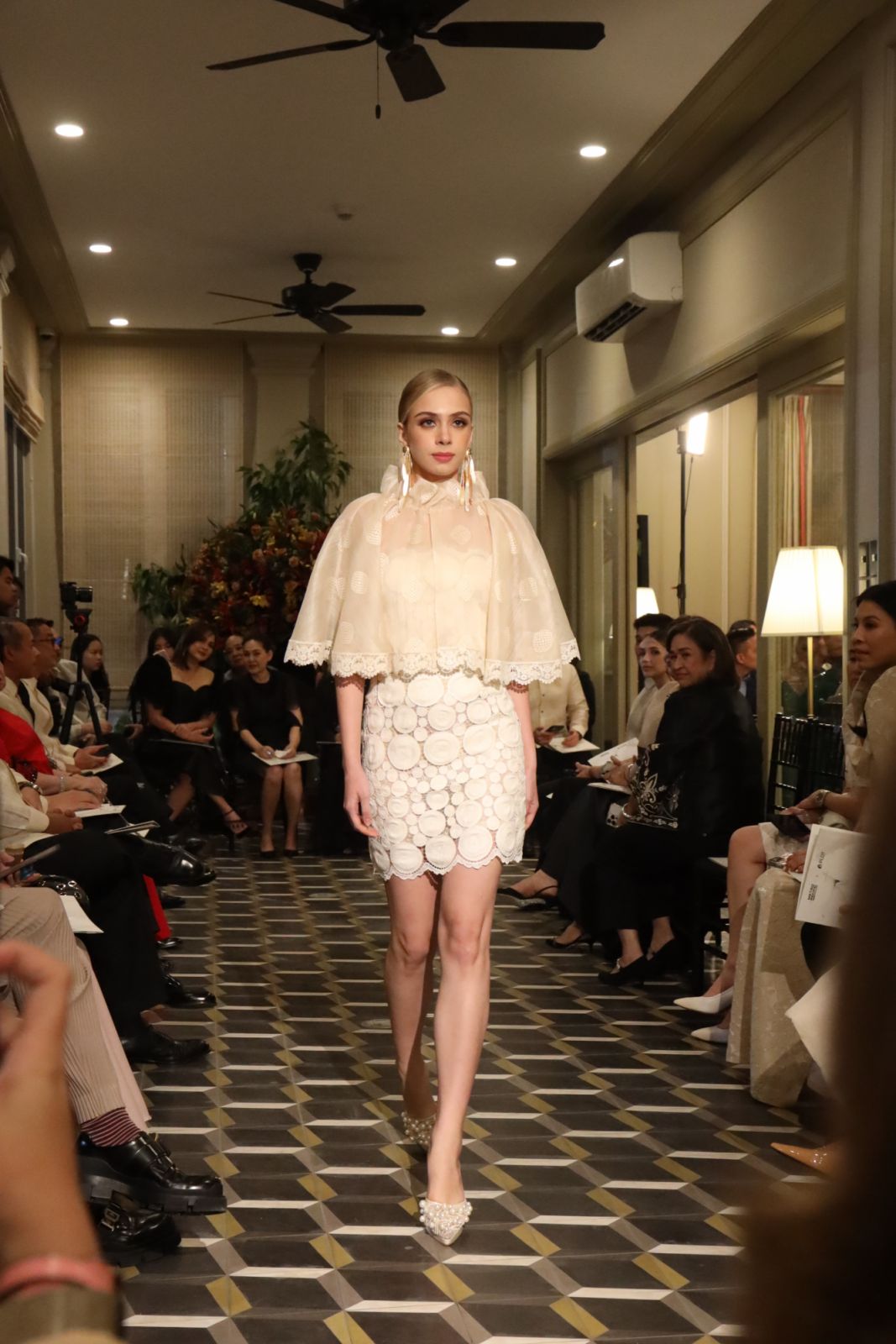 Una collection by Paul Cabral