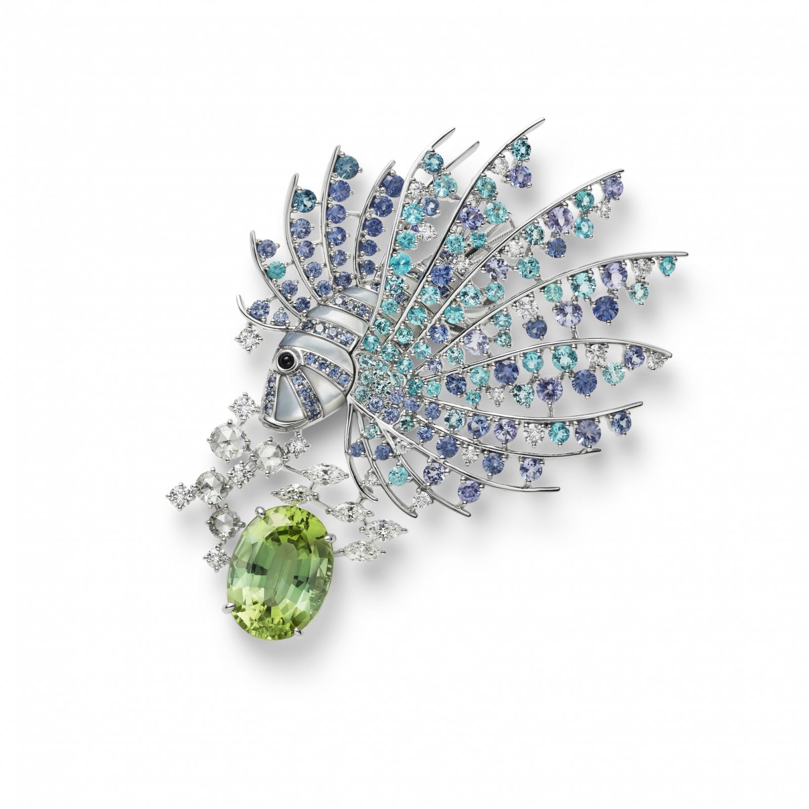 MIKIMOTO頂級珠寶系列《Praise to the Sea》– 獅子魚造型胸針（Photo: MIKIMOTO）