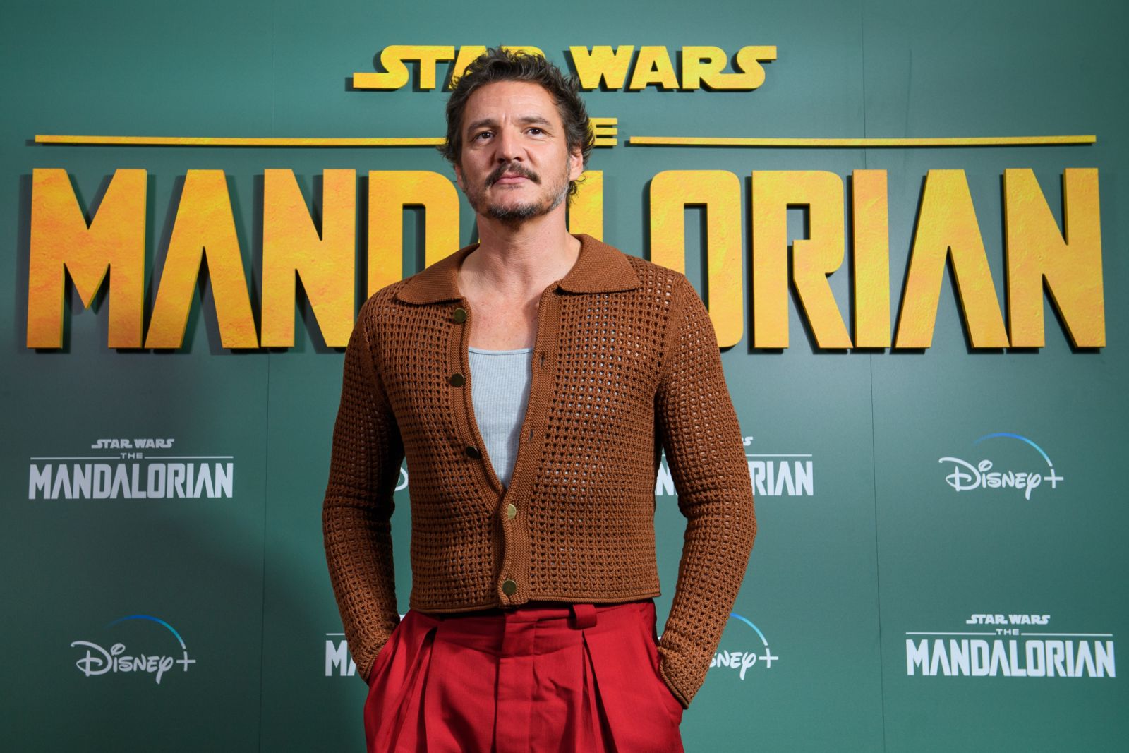 Pedro Pascal attends the photocall for Disney's "The Mandalorian" Season 3 (Photo: Joe Maher/Getty Images)