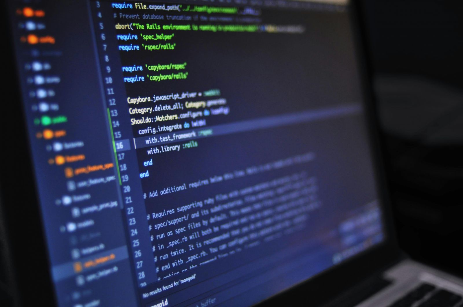 Information Technology (Photo: luis gomes/Pexels)