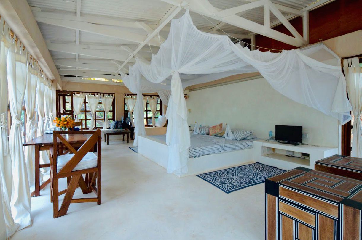 The hilltop bedroom suite