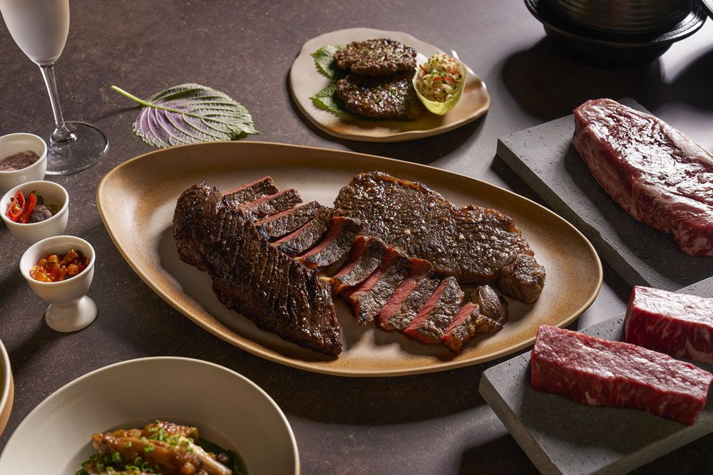 Grilled meats at Guum