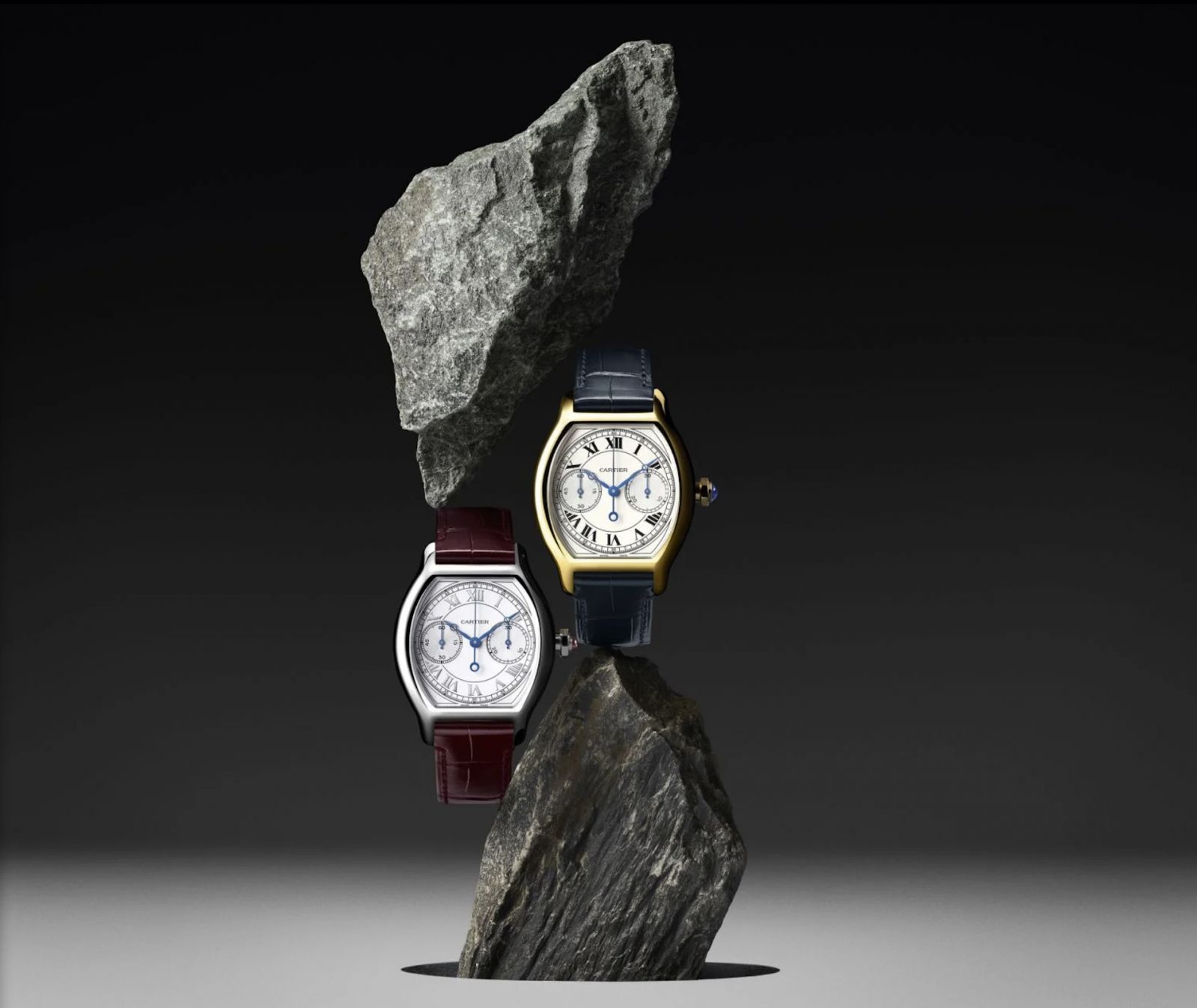 卡地亞 Privé Tortue Monopoussoir 計時碼錶推出鉑金與18K黃金兩款選擇。（Photo: Cartier)