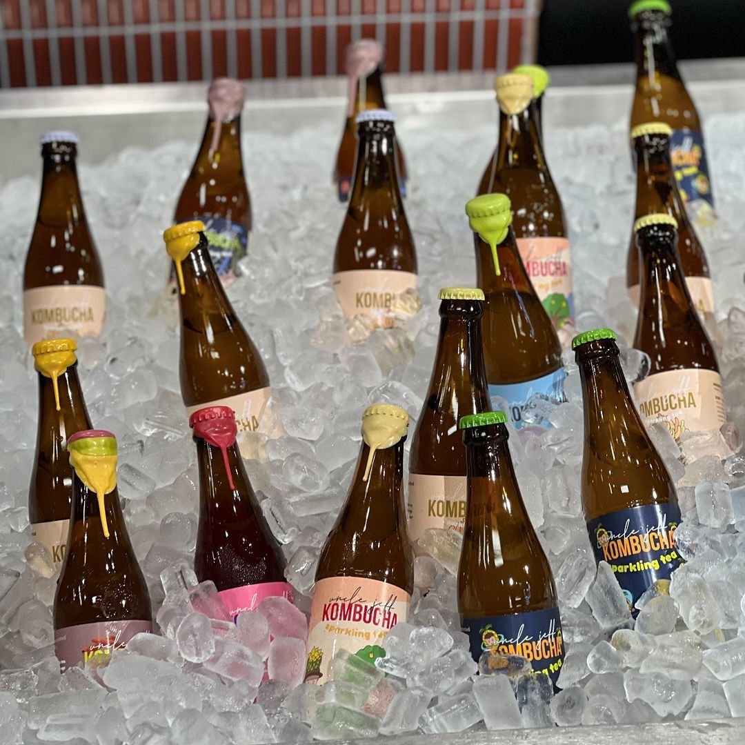 Bottles of Uncle Jeff Kombucha (Photo: Instagram / @unclejeffdrinks)
