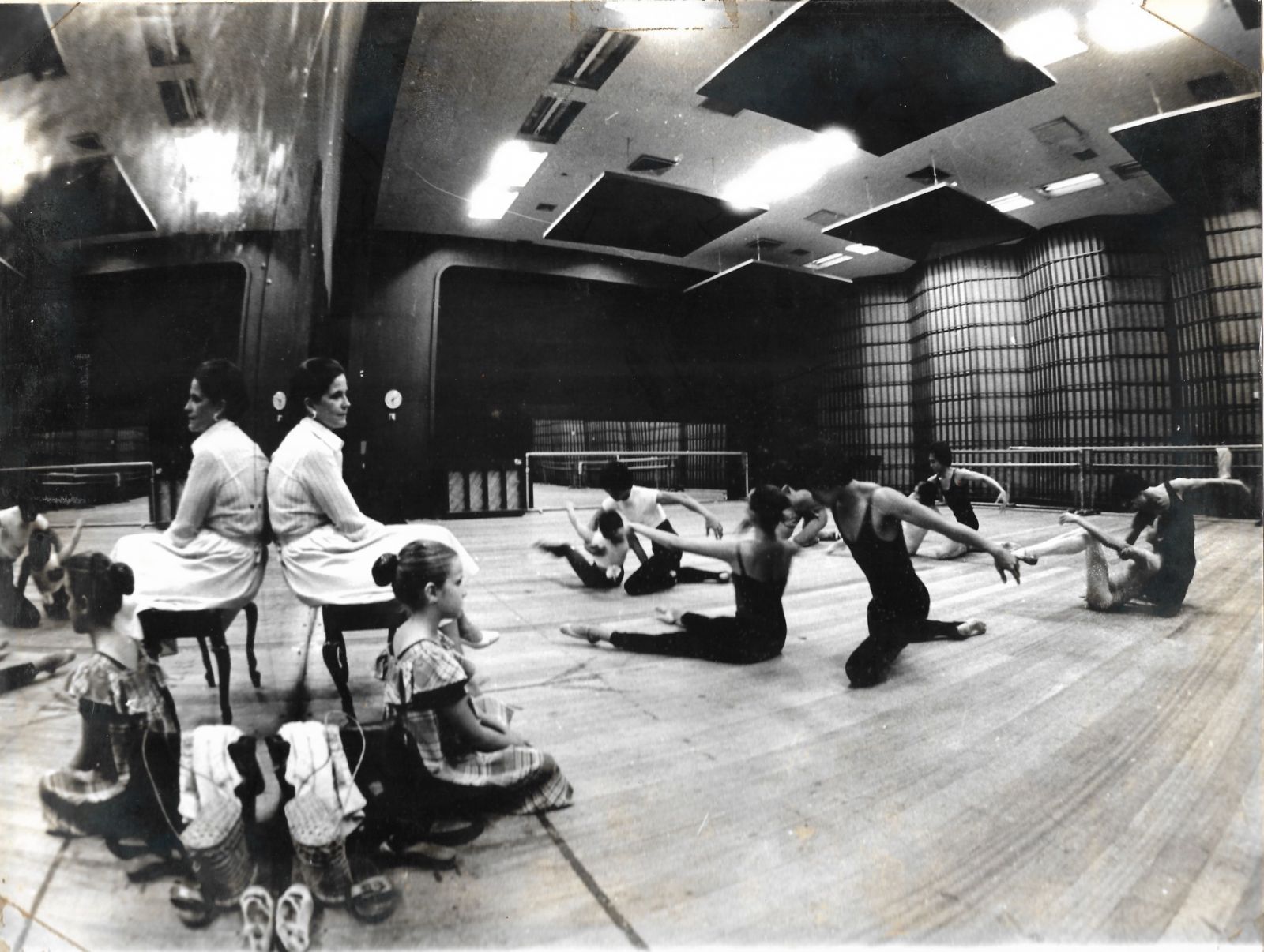 Sofia as a child watching rehearsals with her mum Bea Zobel at the CCP