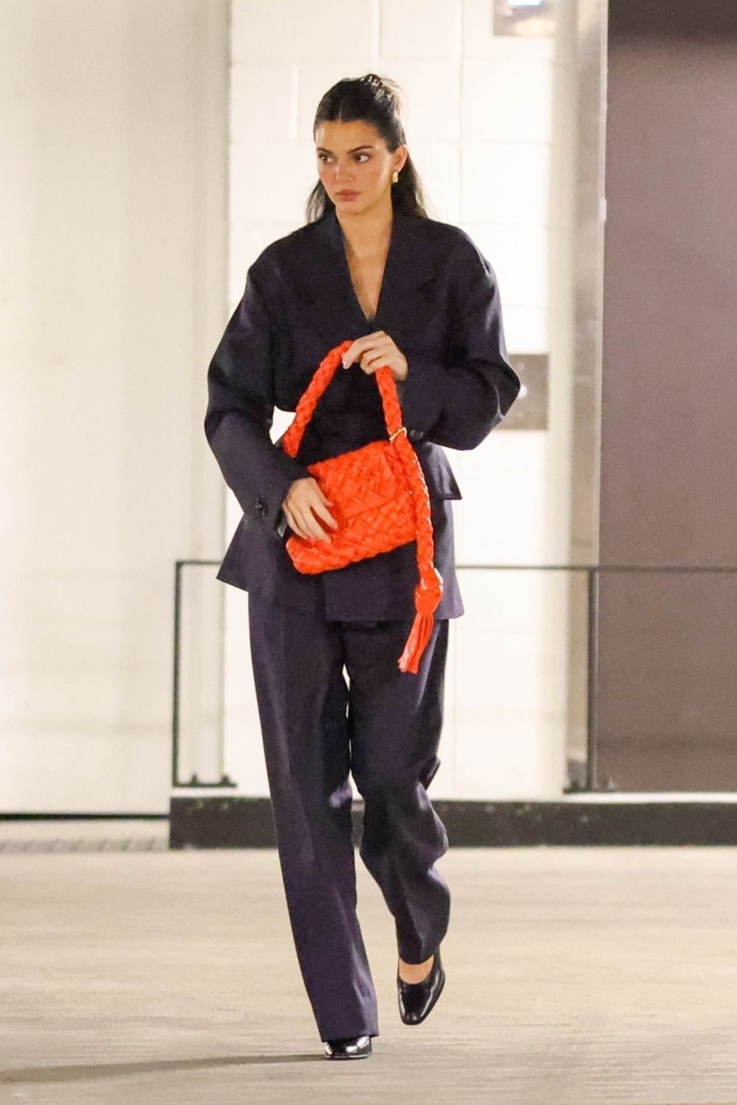 Beverly Hills, CA  - *EXCLUSIVE*  - Kendall Jenner, the 28-year-old model, turns heads in Beverly Hills after a business meeting. Sporting a purple coat and pants along with stylish sunglasses, her chic and professional ensemble makes a strong statement for the occasion.Pictured: Kendall JennerBACKGRID USA 27 MARCH 2024 BYLINE MUST READ: BACKGRIDUSA: +1 310 798 9111 / usasales@backgrid.comUK: +44 208 344 2007 / uksales@backgrid.com*UK Clients - Pictures Containing ChildrenPlease Pi