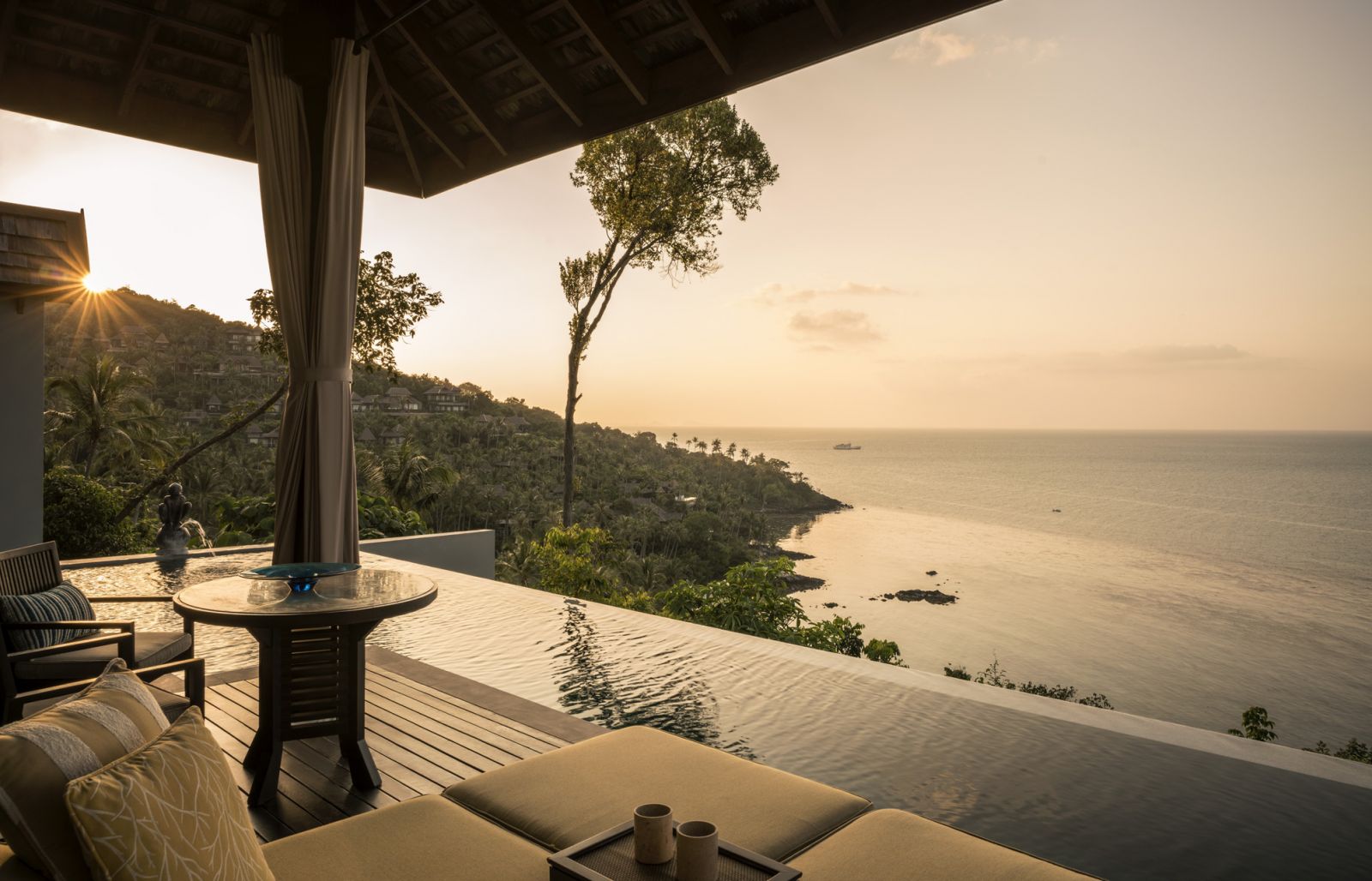 Panoramic Ocean-View Pool Villa