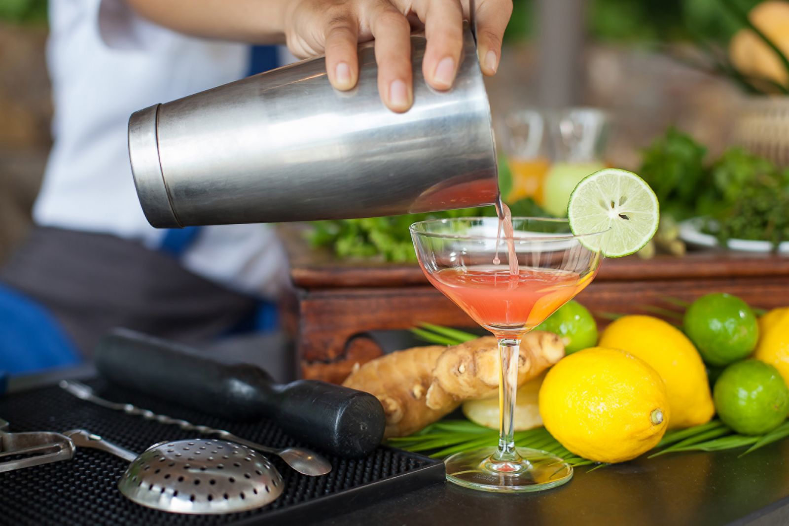 Cocktail making class