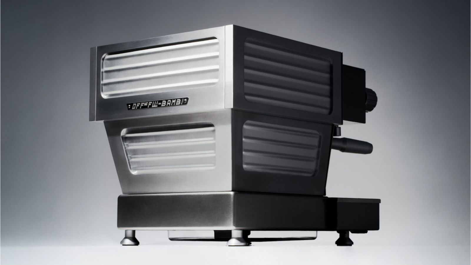 เครื่องทำกาแฟ La Marzocco X RIMOWA (ภาพ: La Marzocco)
