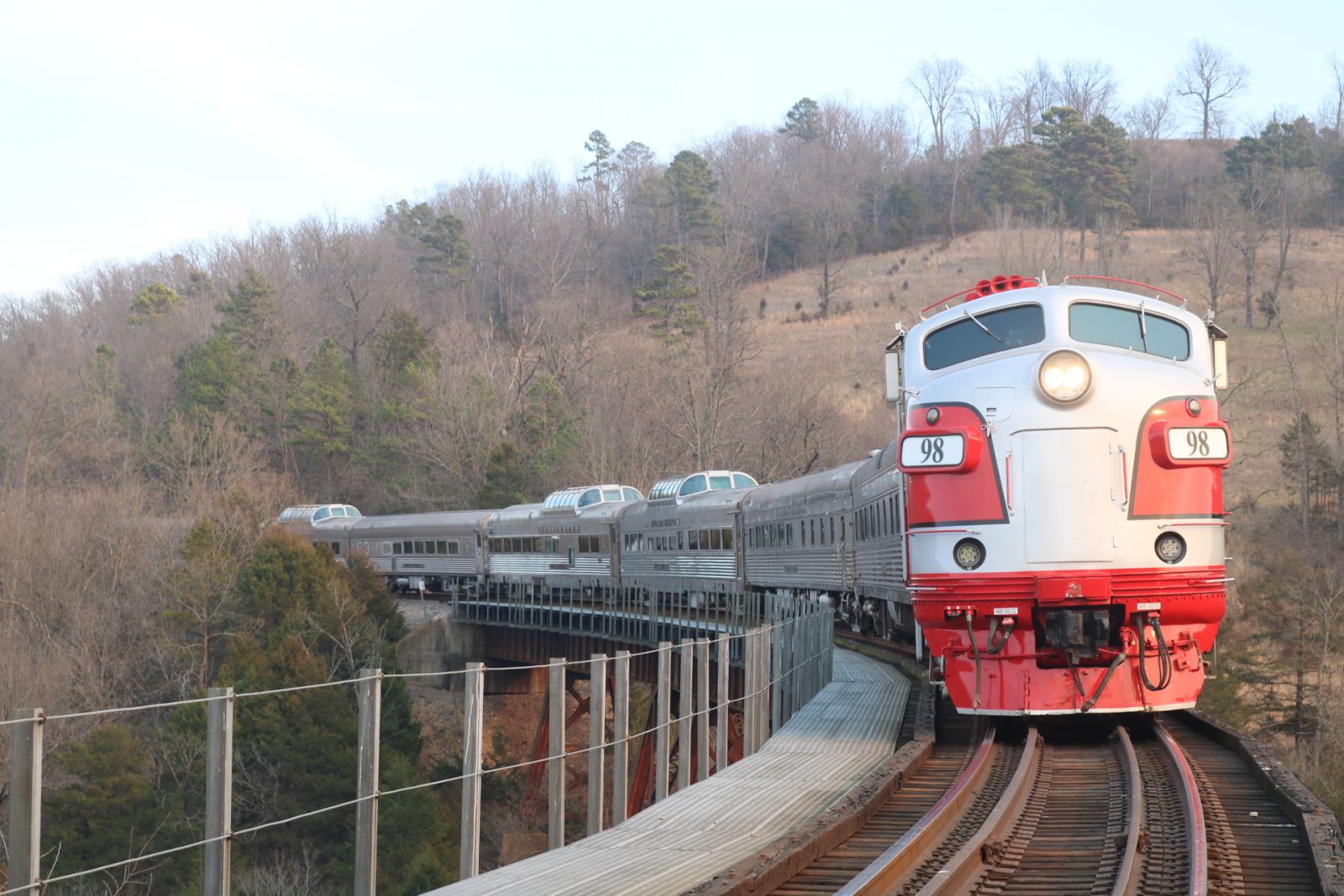 美國密蘇里布蘭森觀光鐵路Branson Scenic Railway(Photo:bransontrain.com)