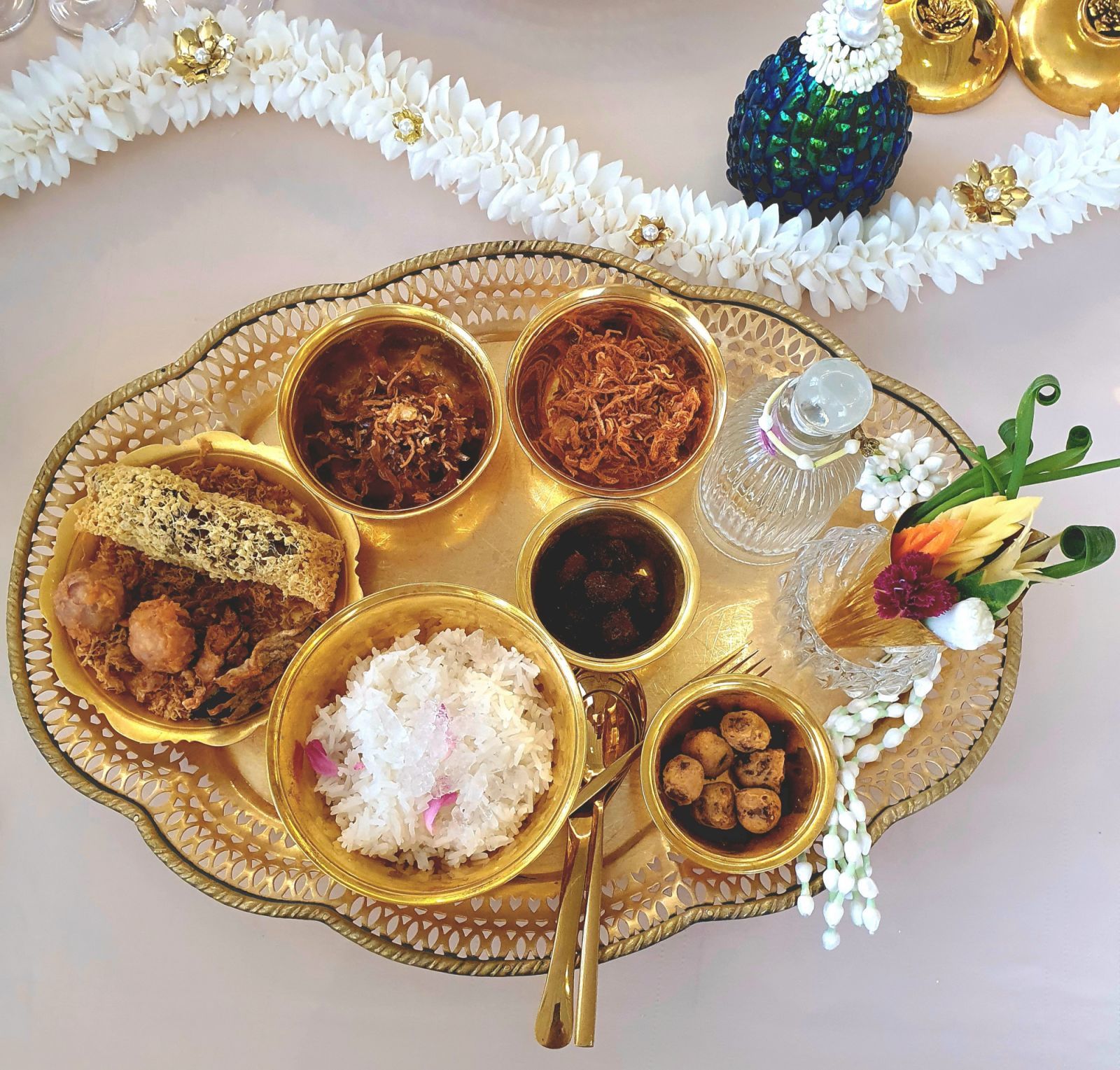 เมนูข้าวแช่ ร้าน Baan Suriyasai