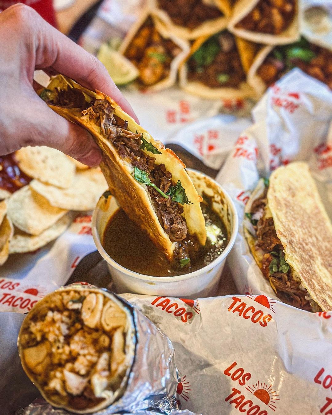 Birria tacos and spiced consommé at Los Tacos (Photo: Instagram / @lostacosmy)