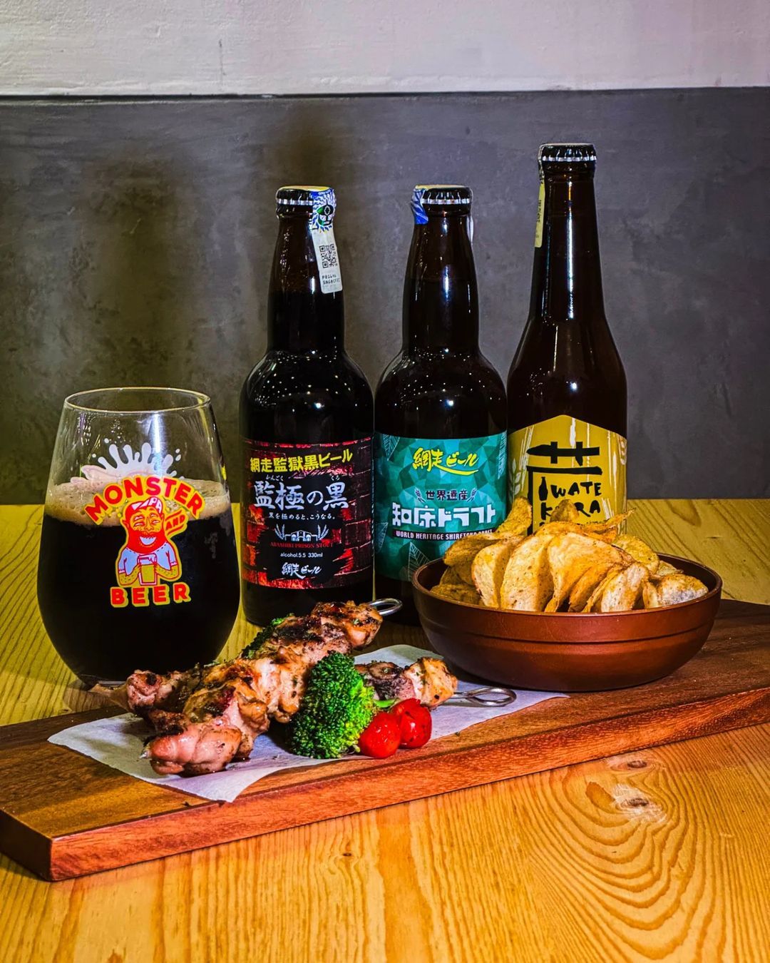 Craft beer and skewers (Photo: Instagram / @monsterandbeer)