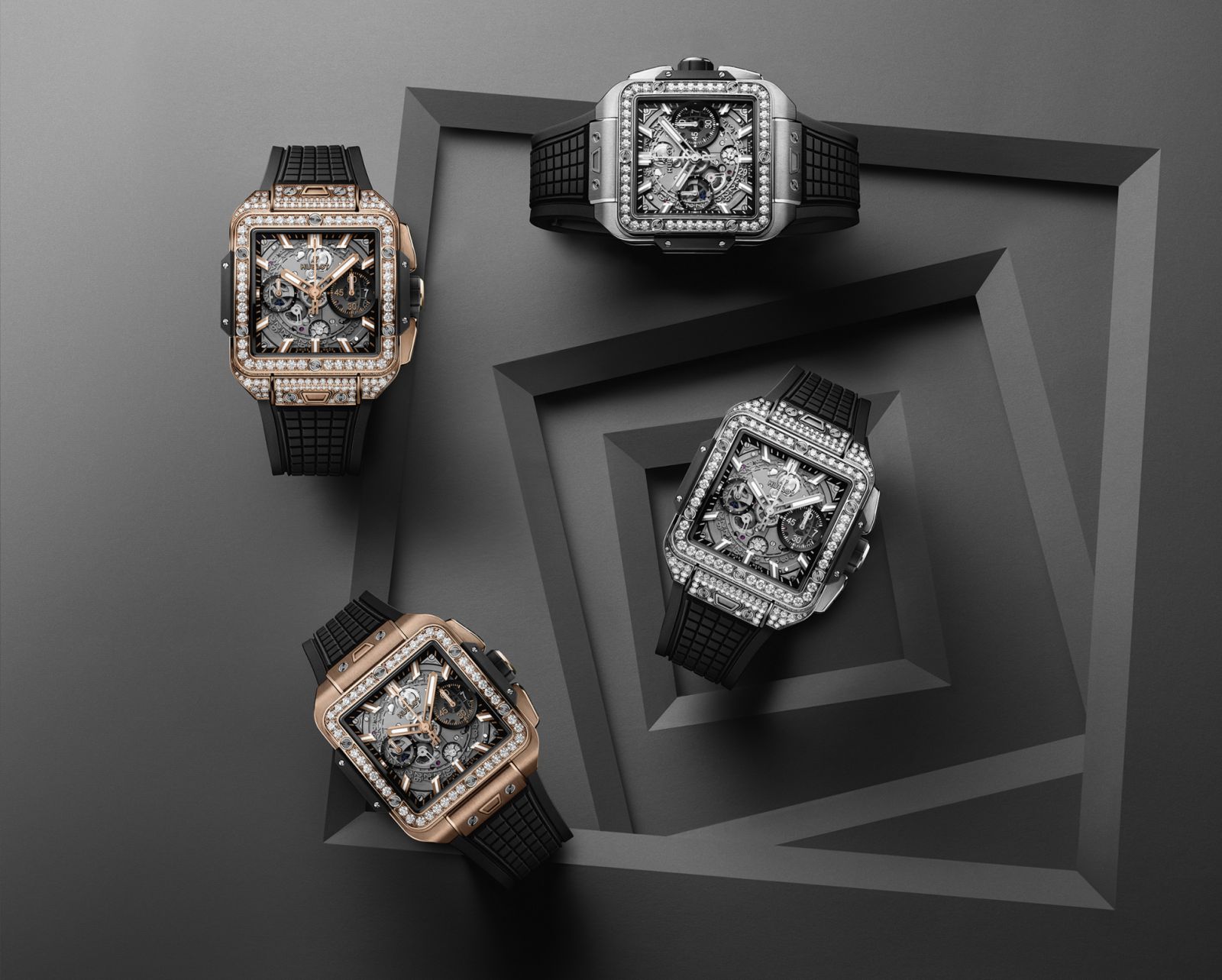 Square Bang Unico  Diamonds Collection ตัวเรือนไทเทเนียม หรือ คิงโกลด์ ขนาด  42.0 มม. มีให้เลือกทั้งในเวอร์ชันประดับเพชรรอบตัวเรือนและขอบตัวเรือน, กันน้ำได้ลึก 100 เมตร