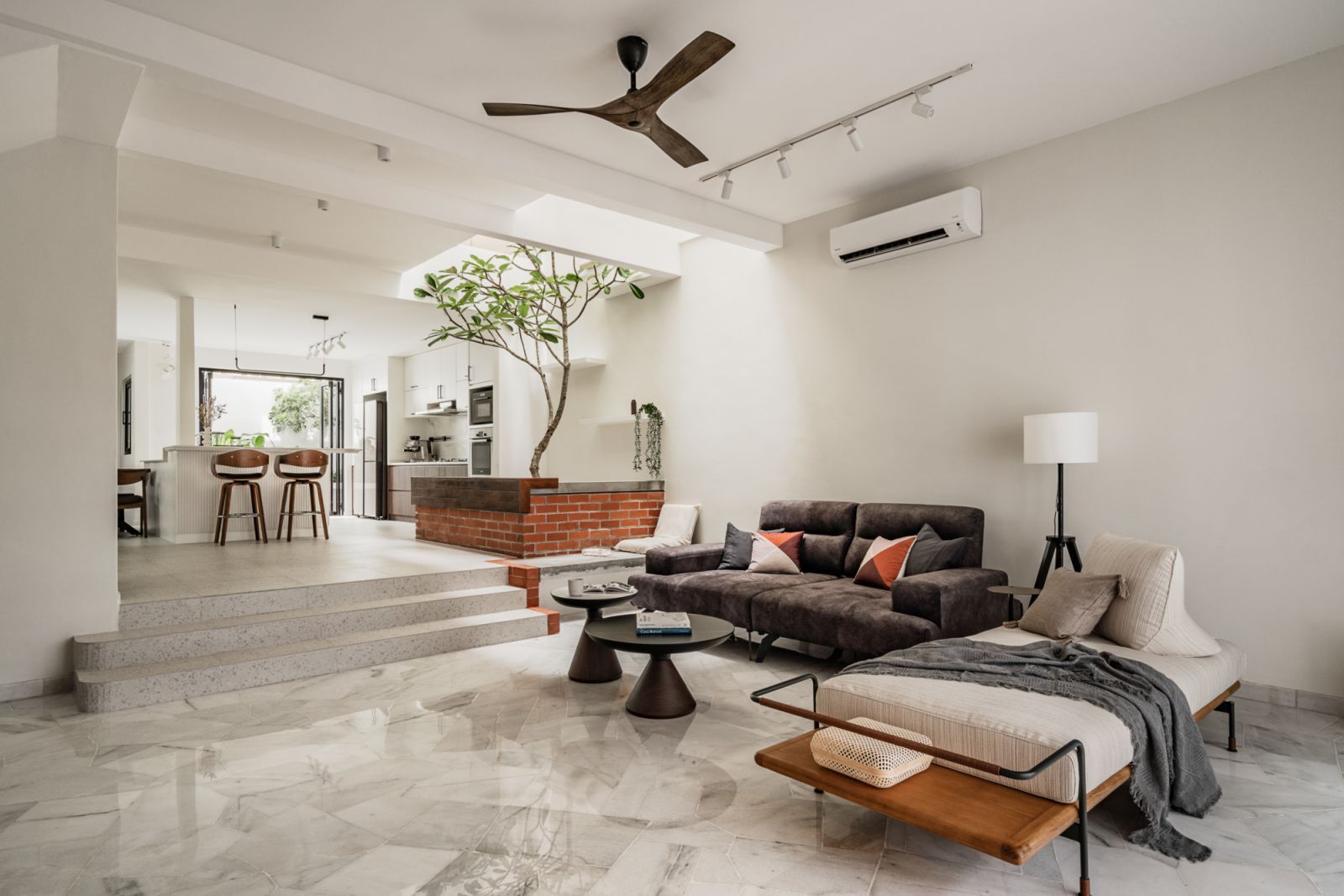 The open-plan layout maximises the interior spaces (Photo: The Space Storyteller)