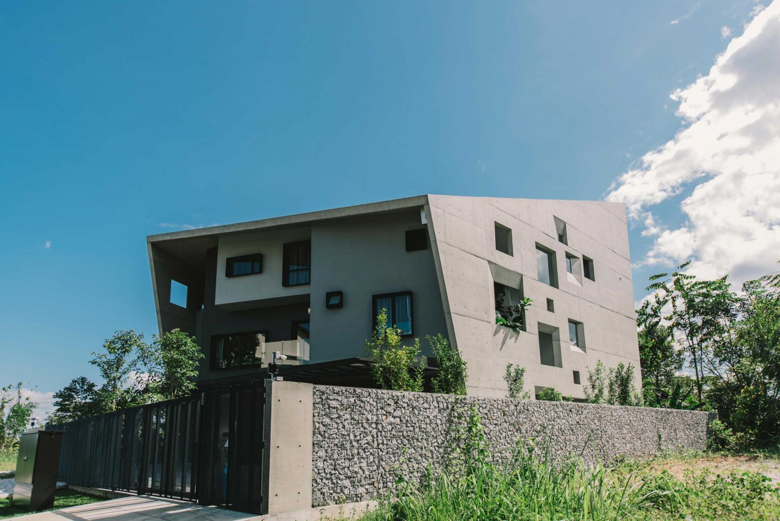 The striking concrete façade (Photo: Ronson Lee)