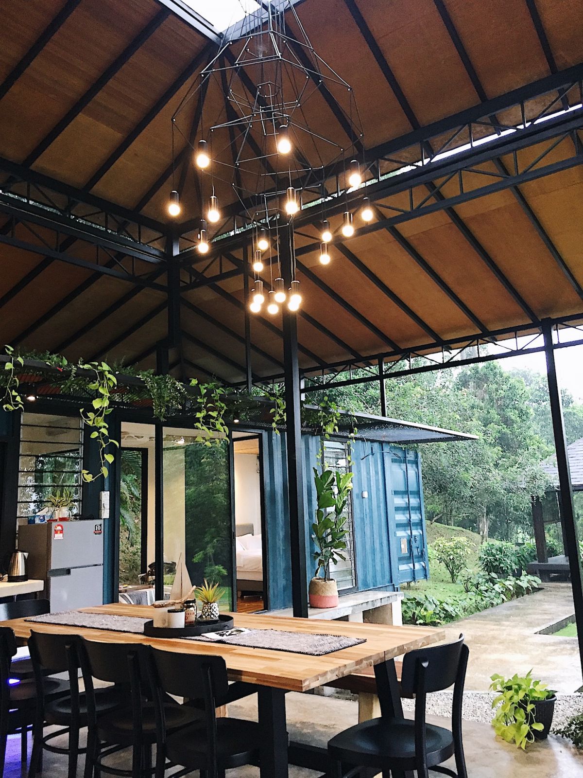 Container Villa in a Kampung - Kasturi