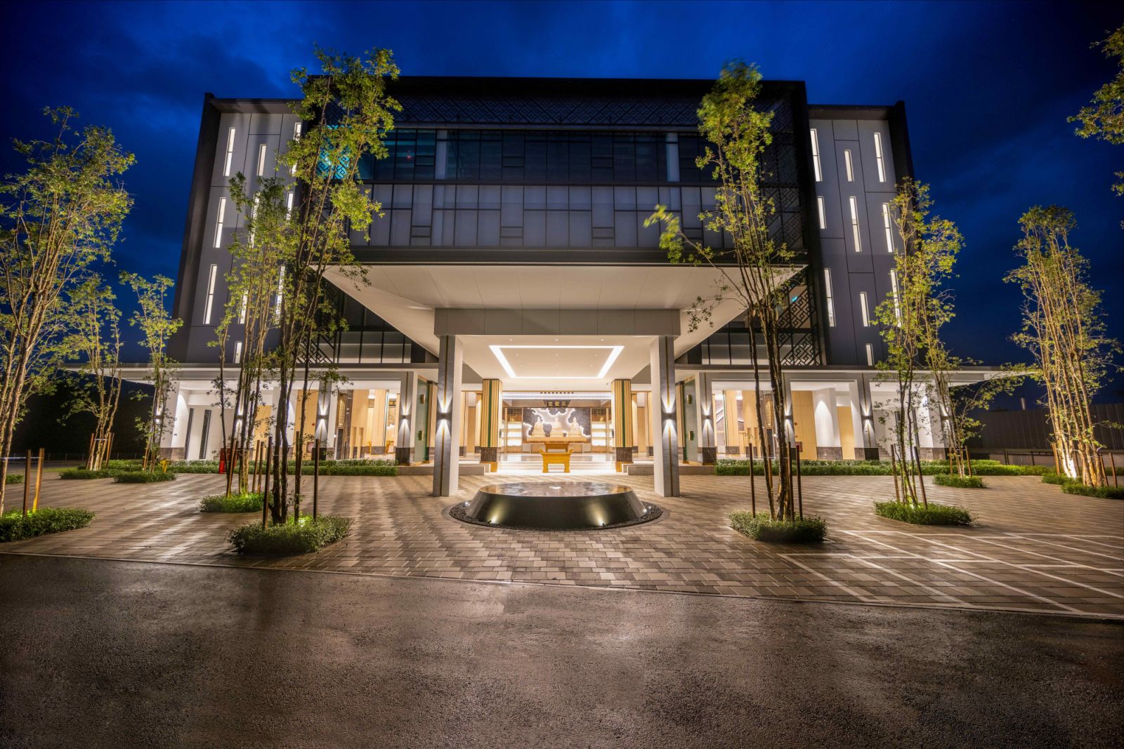 The Modern Oriental Enlightenment Hall beckons