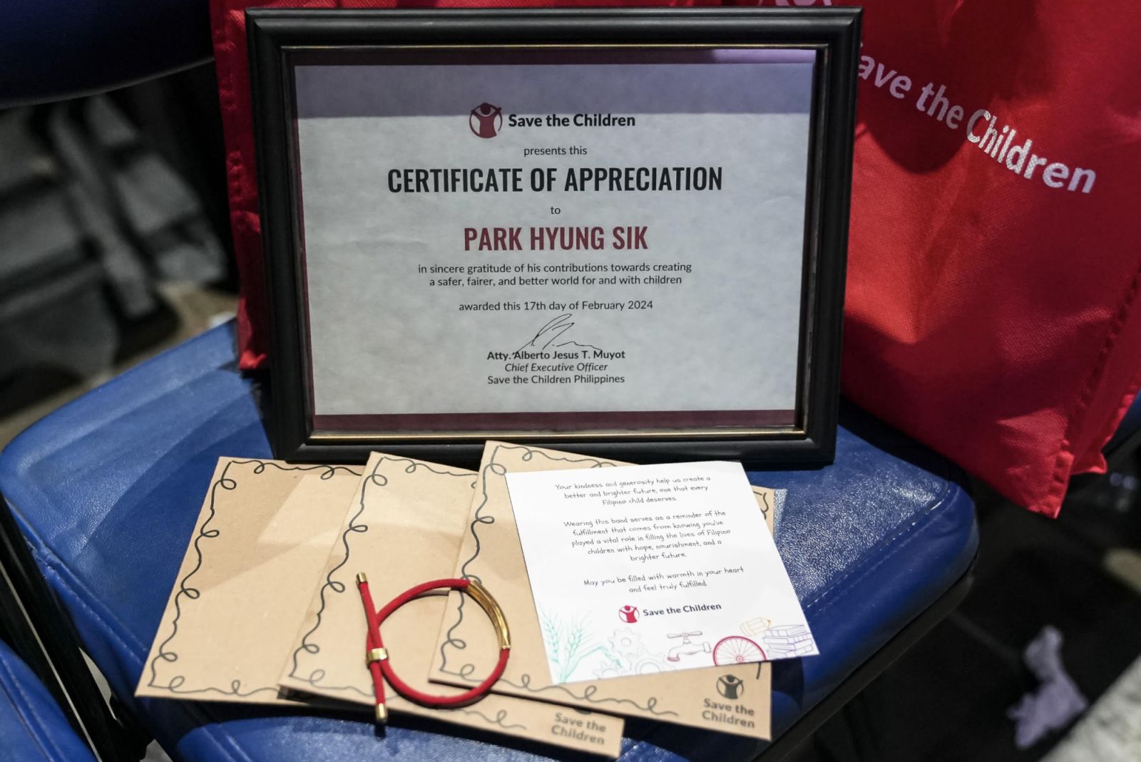Aside from actor Park Hyung Sik, Save The Children also received donations from global stars including Suga of BTS and Kim Jisoo of Blackpink (Photo: Courtesy of PublicityAsia)
