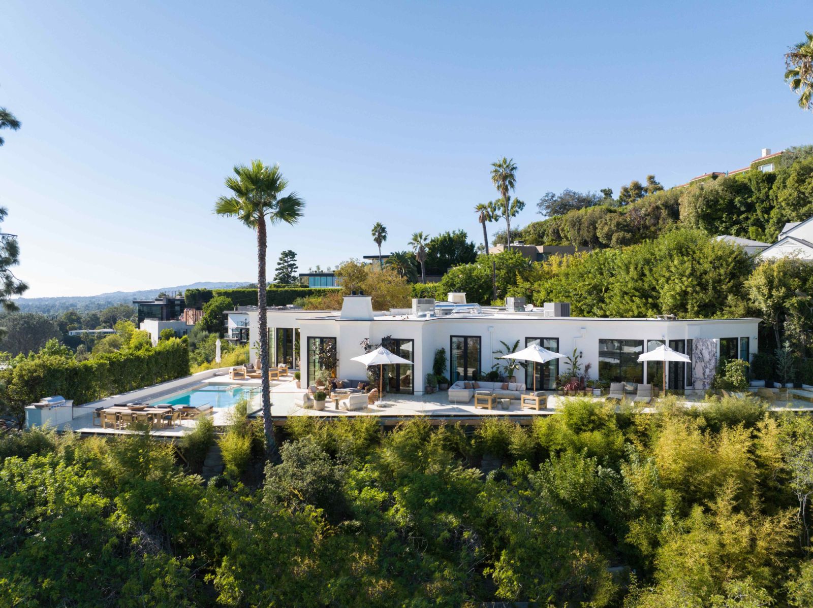 Originally built in the 1940s by illustrious American architect John Elgin Woolf