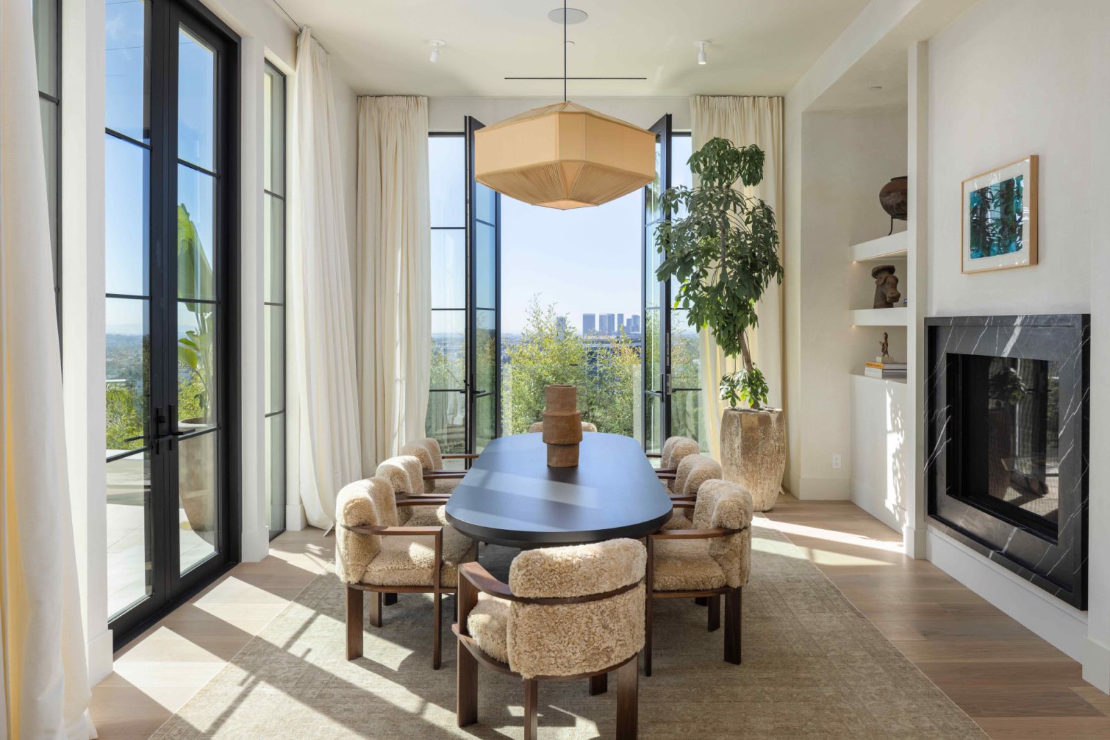 The sun-kissed dining room with unimpeded views
