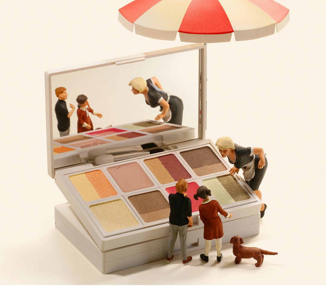 An ice cream cart that's actually a make-up palette
