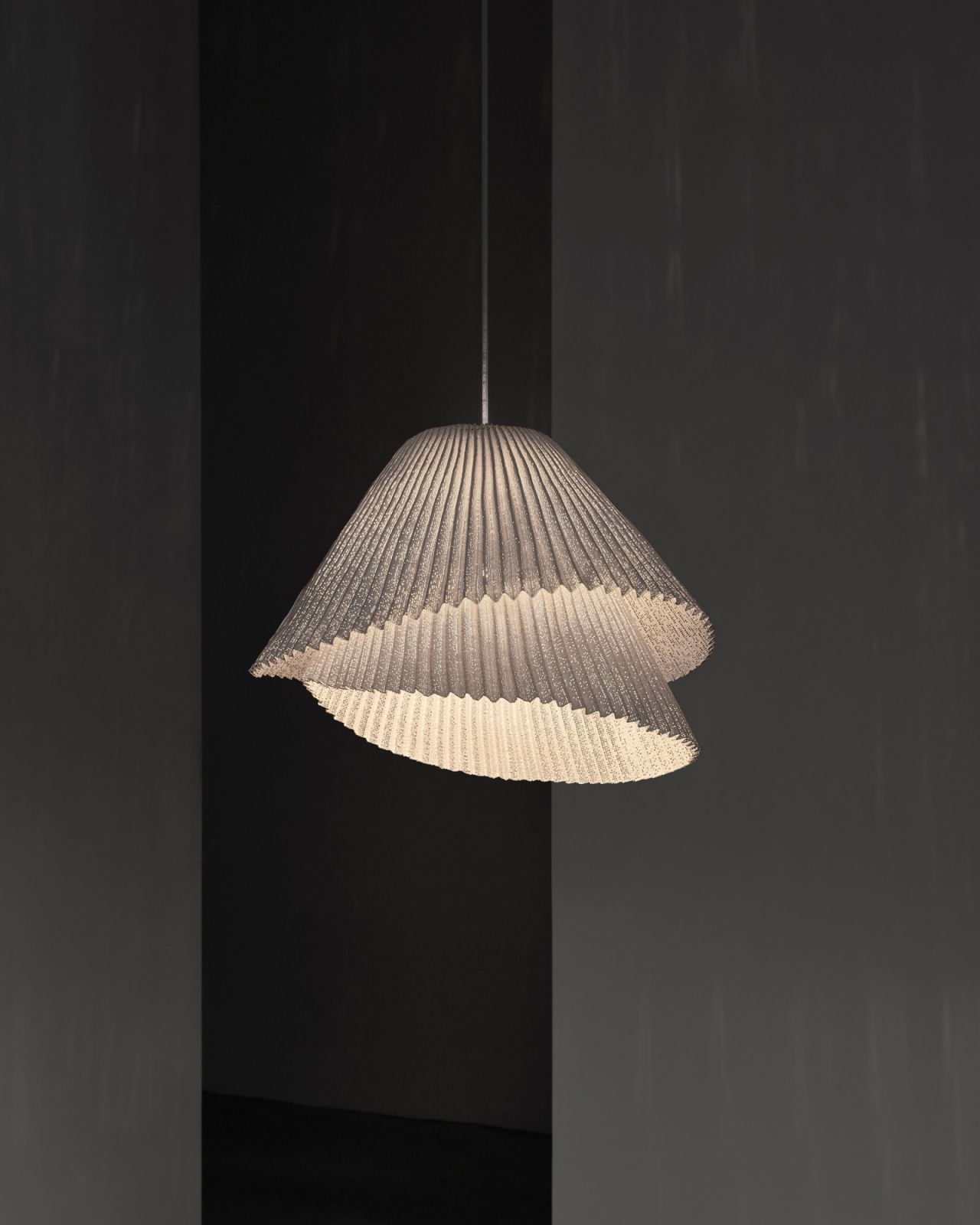 The Tevi04 pendant by A-Emotional Light