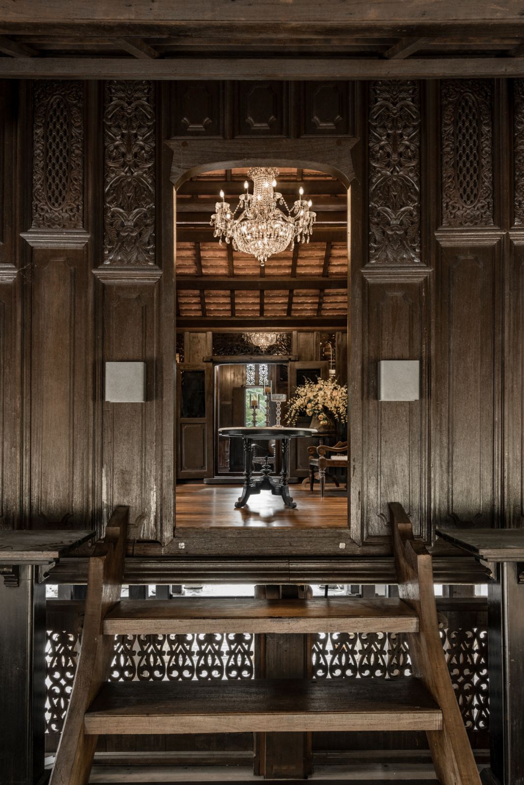 The entrance sets the scene