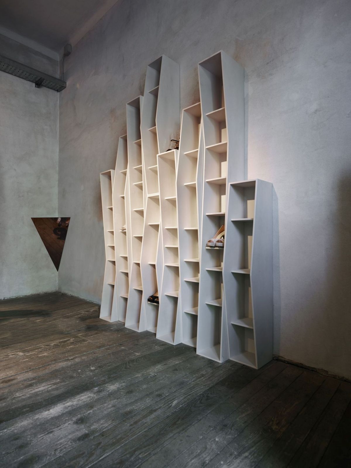 Inspired by the towering skylines of cosmopolitan hubs (Photo: Courtesy of Space Furniture)