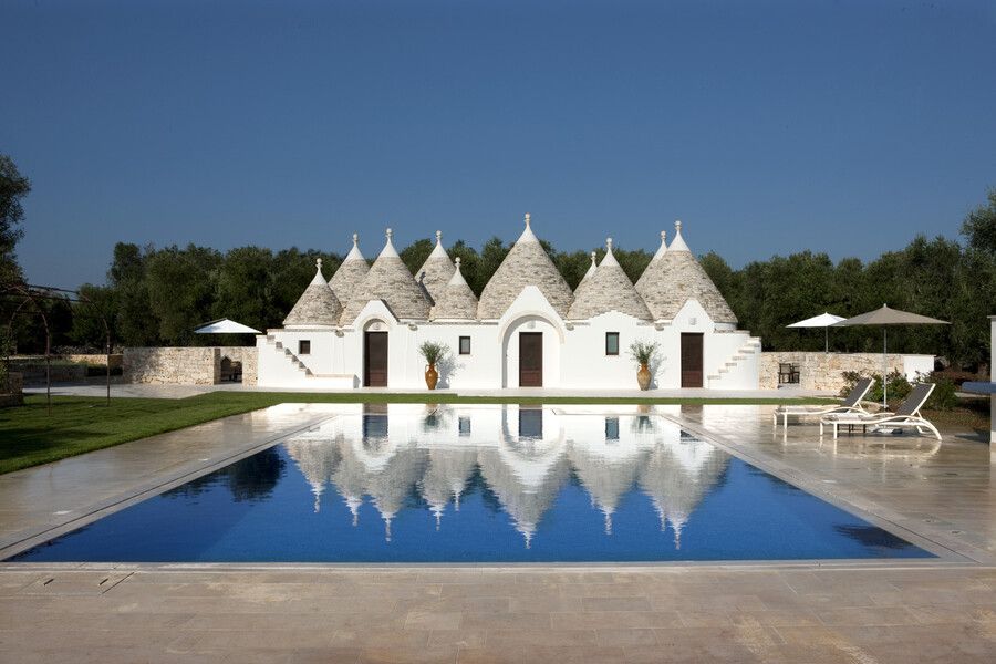 Villa Trullo is composed of 11 cones, surrounded by Apulian countryside (Photo: Casa in Italia)